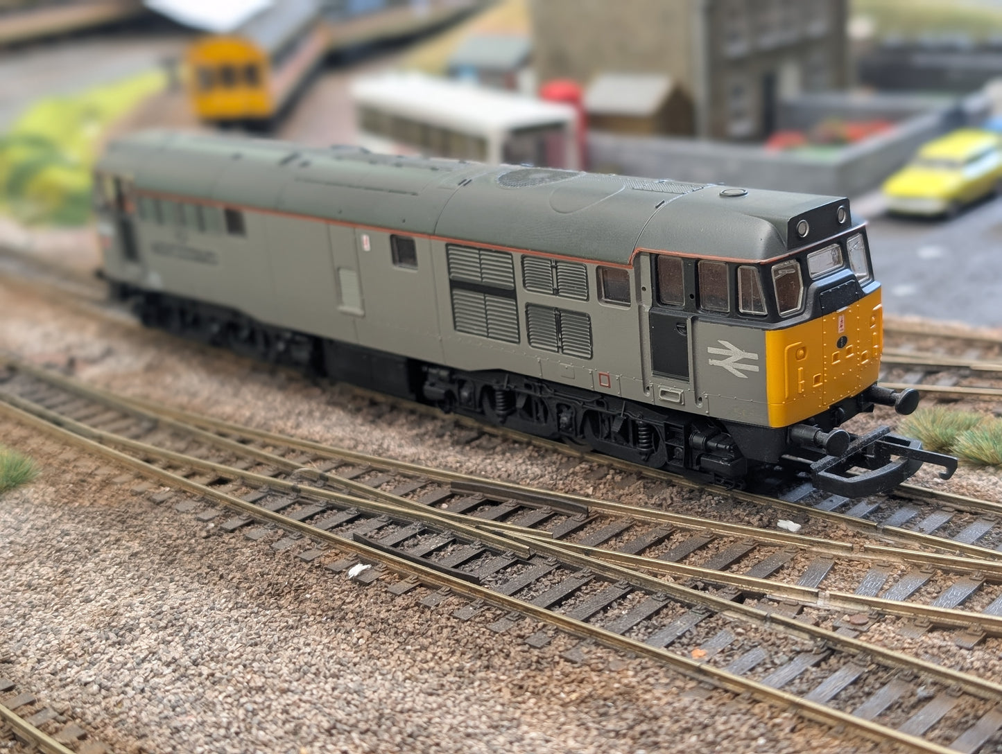 Pre-owned Lima L205094a Class 31 31568 in Departmental grey "The Enginemans Fund" unboxed, OO gauge