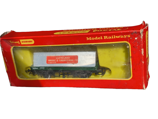 Pre-owned OO gauge Tri-ang Hornby R19 Plate Wagon with Load ED931972, "Cleveland Bridge & Engineering Co", boxed