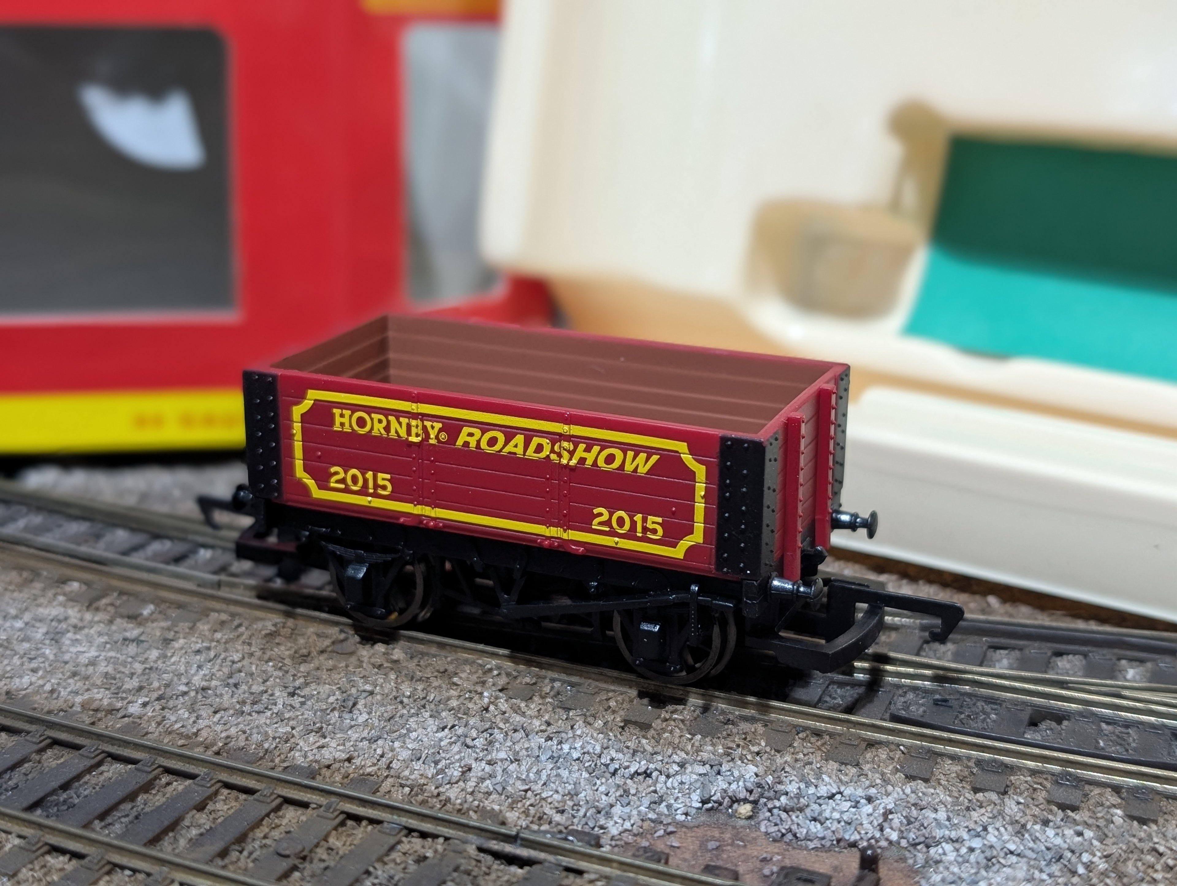 Hornby OO gauge R6719 Open Wagon - 2015 Roadshow