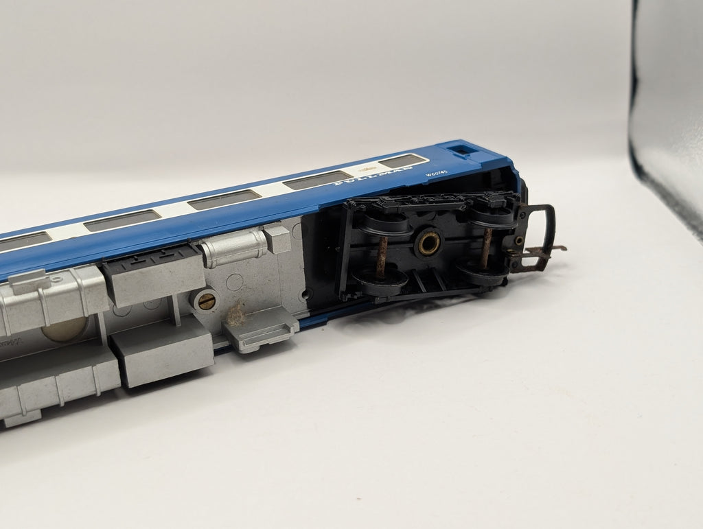 Tri-ang OO Gauge Blue Pullman Parlour Car - Pre-owned - Unboxed