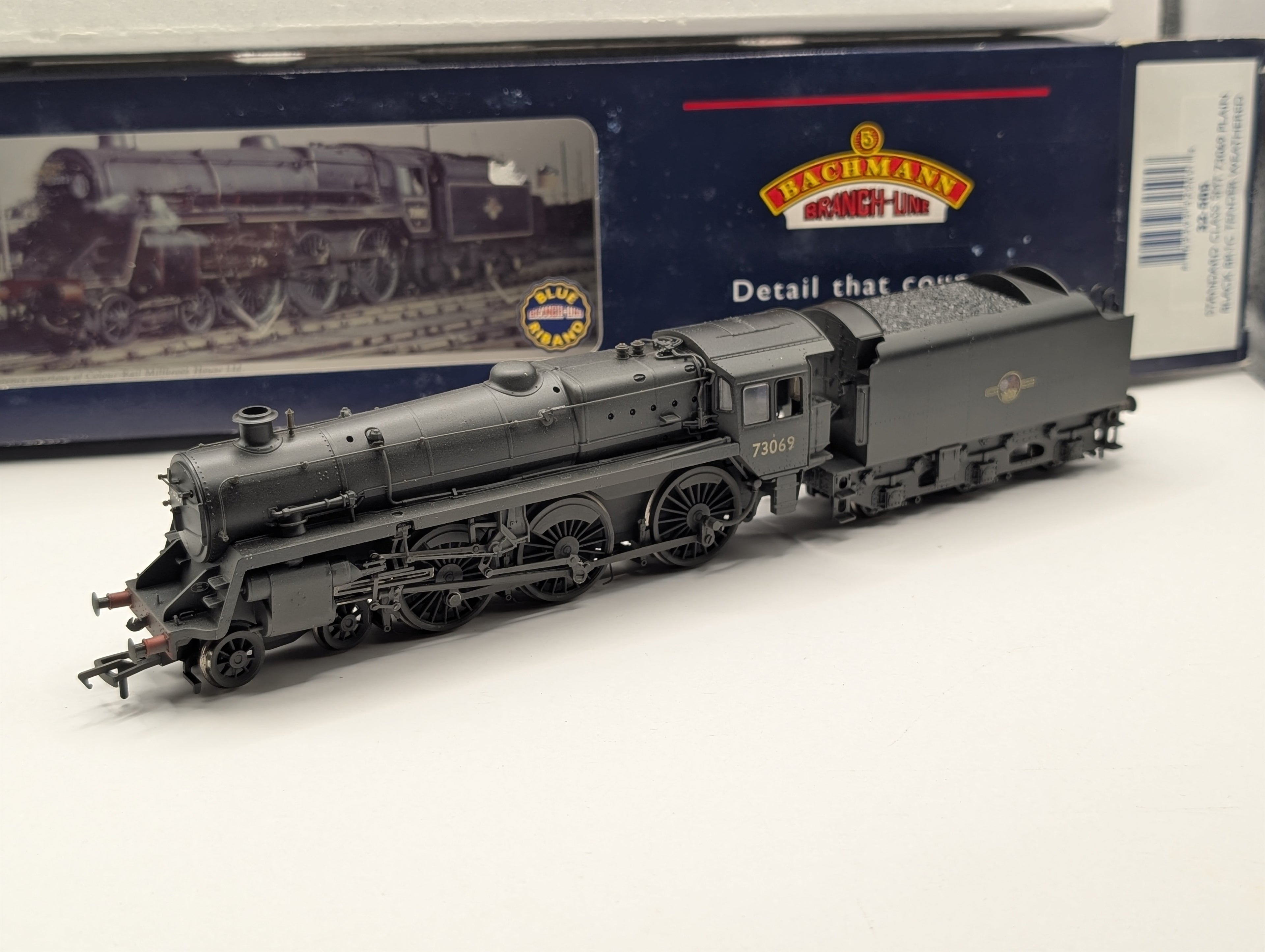 Bachmann 32-505 Standard Class 5MT 73069 BR Plain Black Factory Weathered (Boxed, Good/Runs OK)