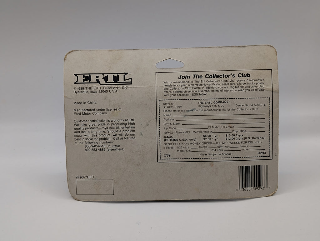 Pre-owned Ertl Vintage Vehicles 1913 Model T Van - Publix Branding - Sealed (9293)