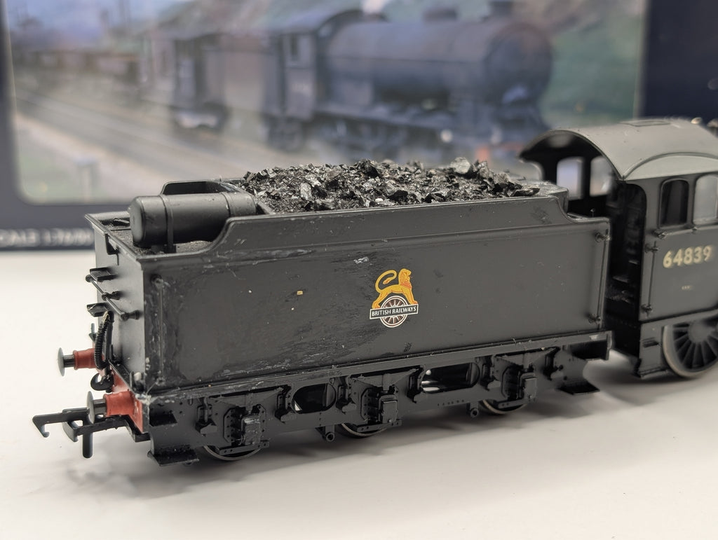 Bachmann 31-861 J39 64839 BR Black Early Crest Stepped Tender OO