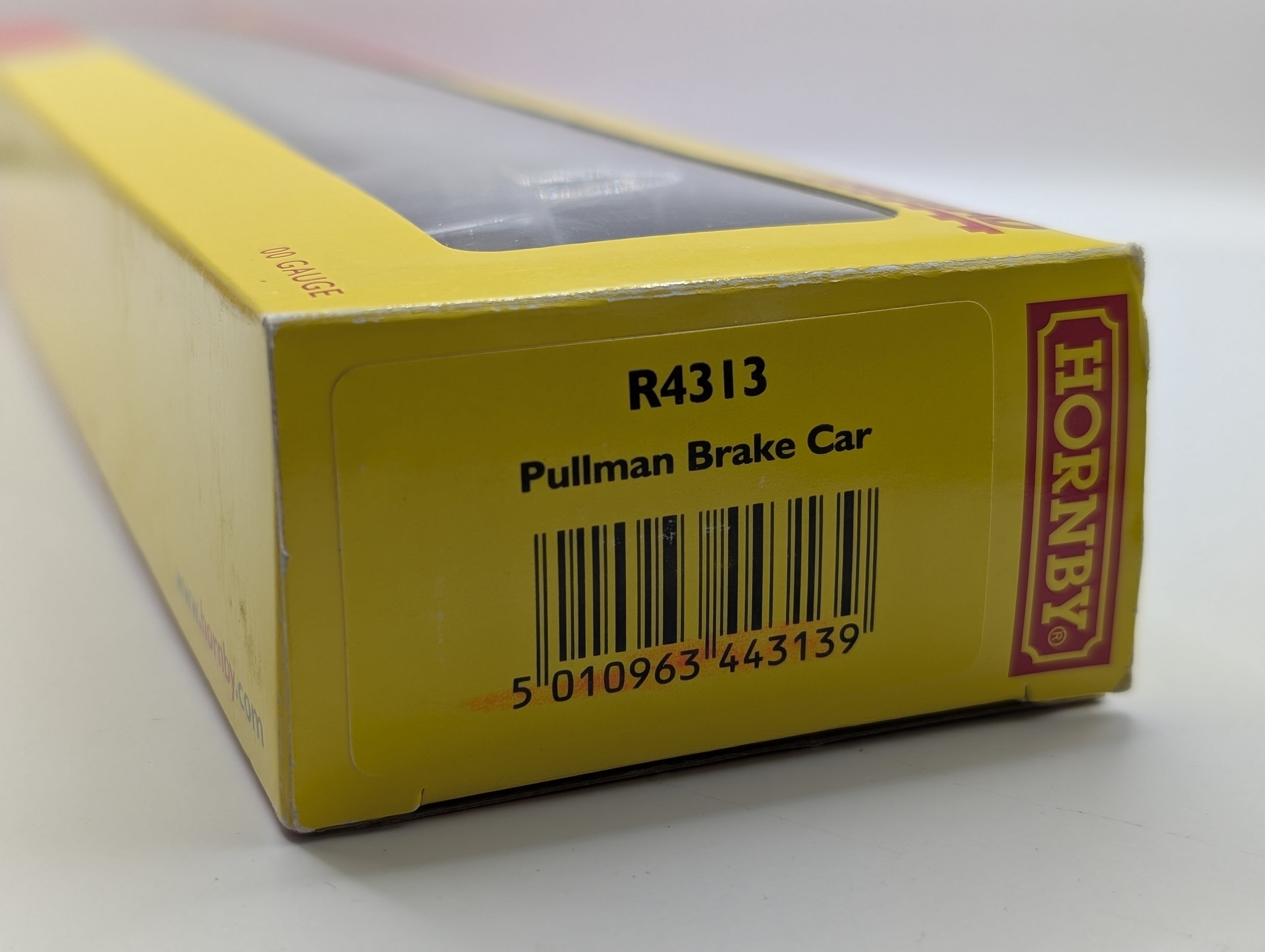 Hornby Railroad R4313 OO Gauge Pullman Brake Car "Car No. 65" – Pre-Owned, Excellent Boxed Condition