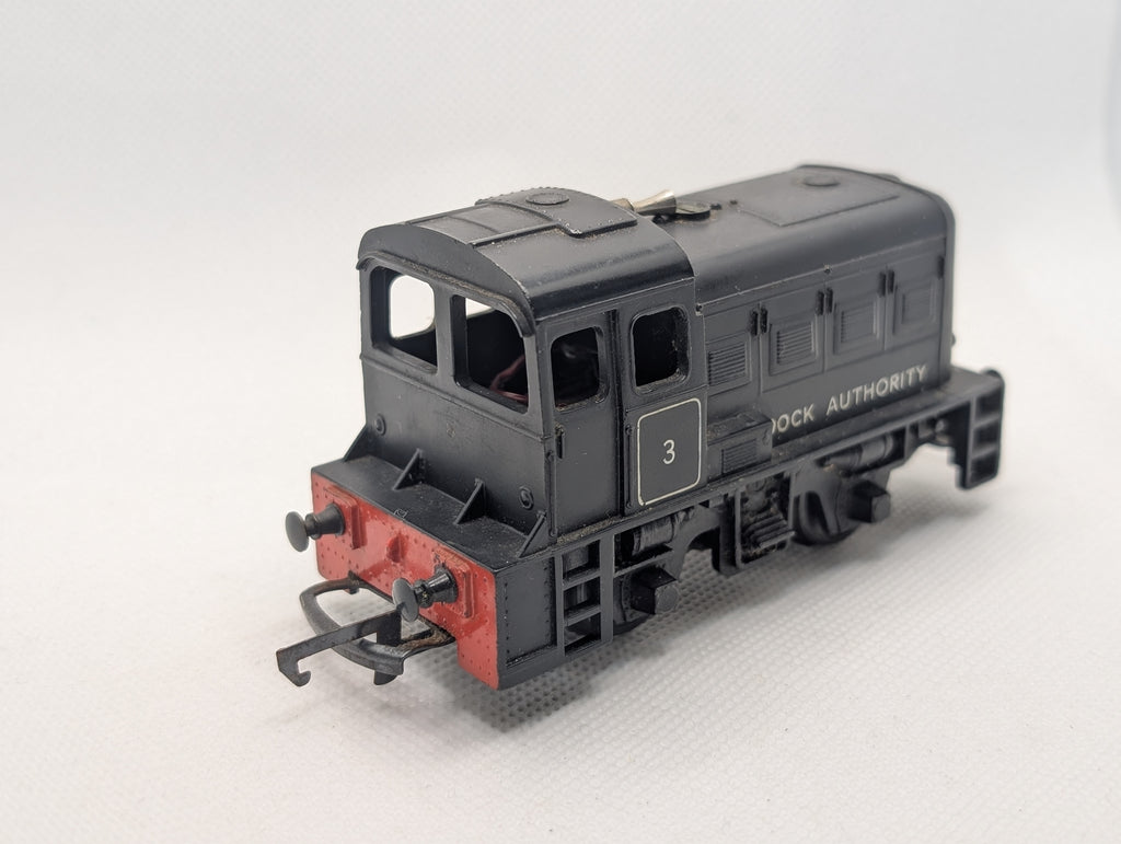 Tri-ang R253 OO Gauge Dock Authority 0-4-0 Black Diesel Shunter Loco - Tested Runner (Working Headlight, Unboxed)