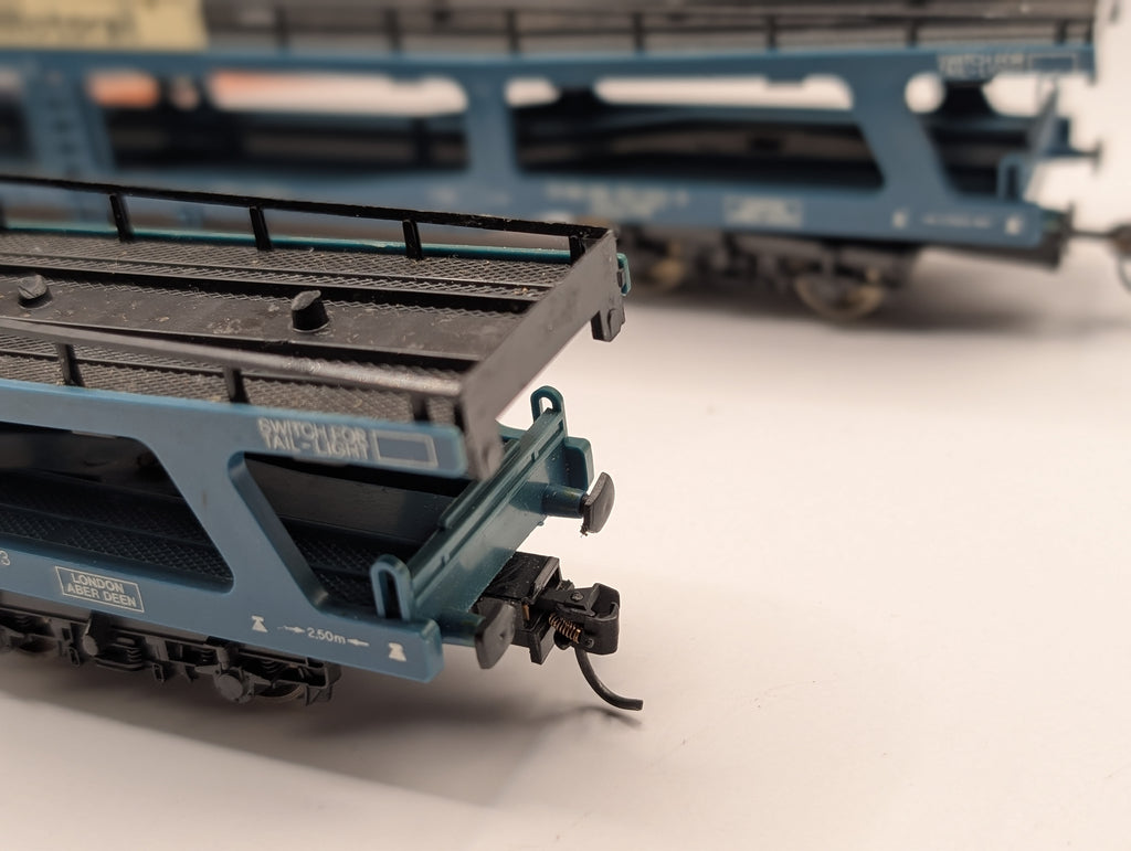 Lima OO Gauge Blue Bogie Car Transporter Wagons Pair - Kadee Modified - Boxed (Spares/Repair)