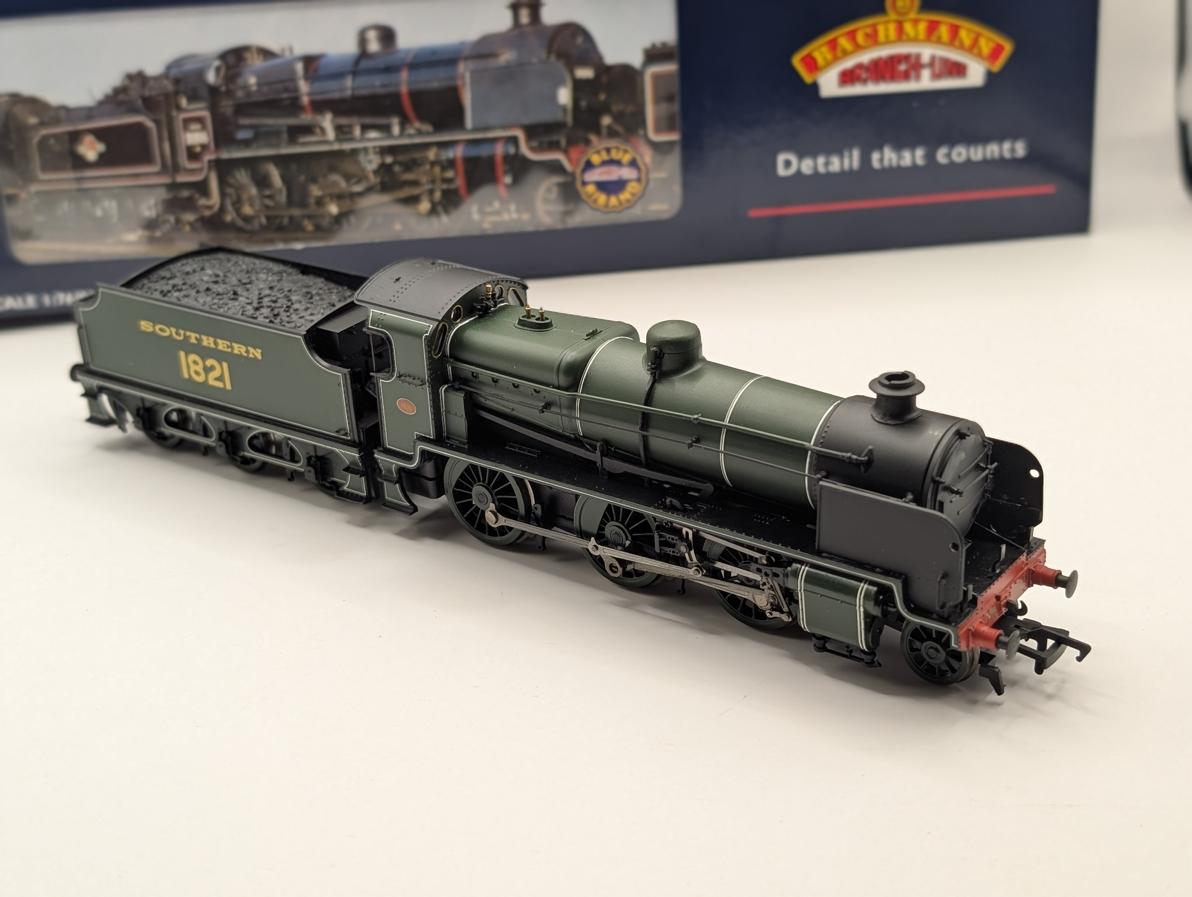 Bachmann 32-153A N Class 2-6-0 No. 1821 Southern Green (Boxed, Good/Runs OK, Accs)