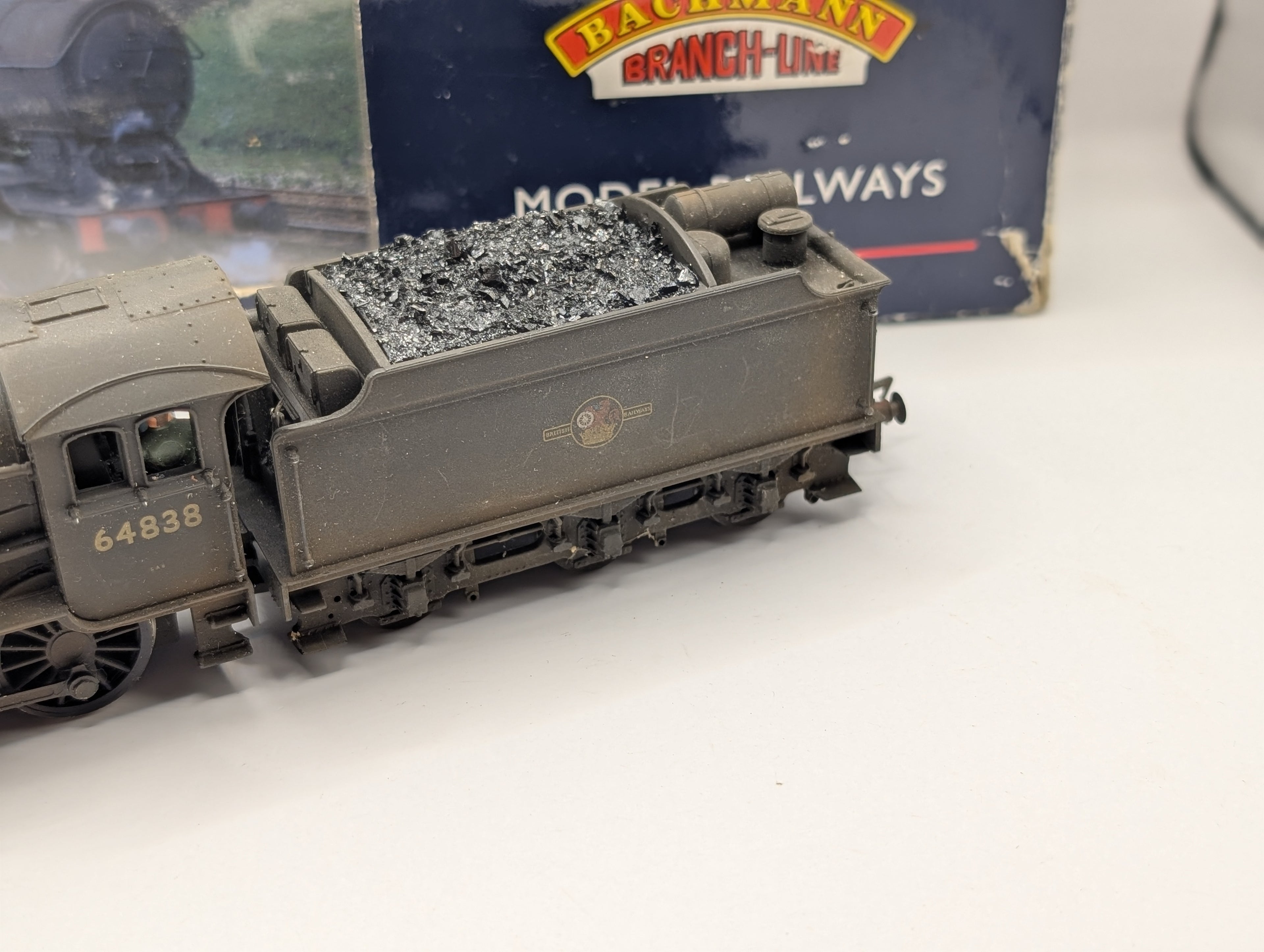 Bachmann OO Gauge 31-865 Class J39 0-6-0 No. 64838 BR Black Late Crest (Weathered) – Boxed, Tested Runner