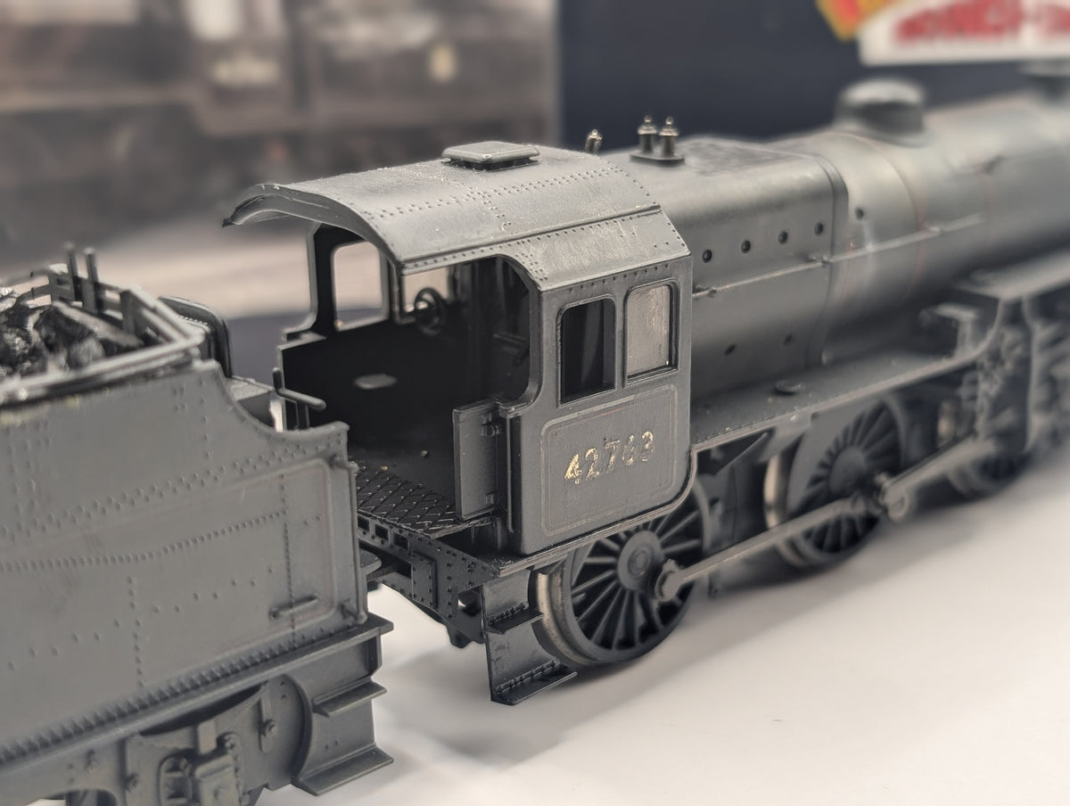 Bachmann 32-179 Crab 42763 BR Lined Black Early Emblem Weathered OO Gauge Boxed