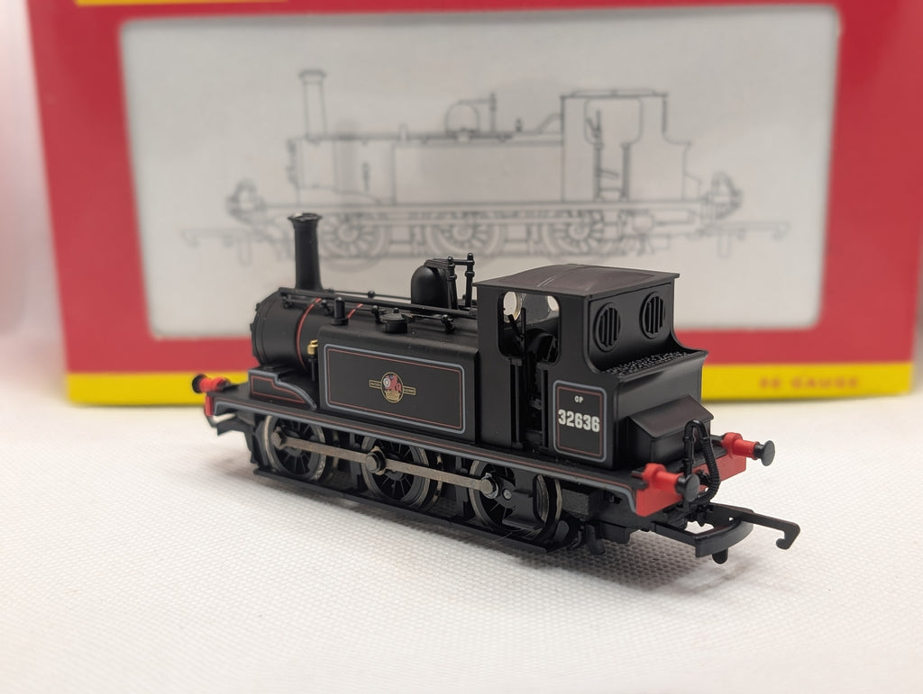 Hornby R2165B BR 0-6-0 Terrier Locomotive 32636 Late Crest Boxed Tested
