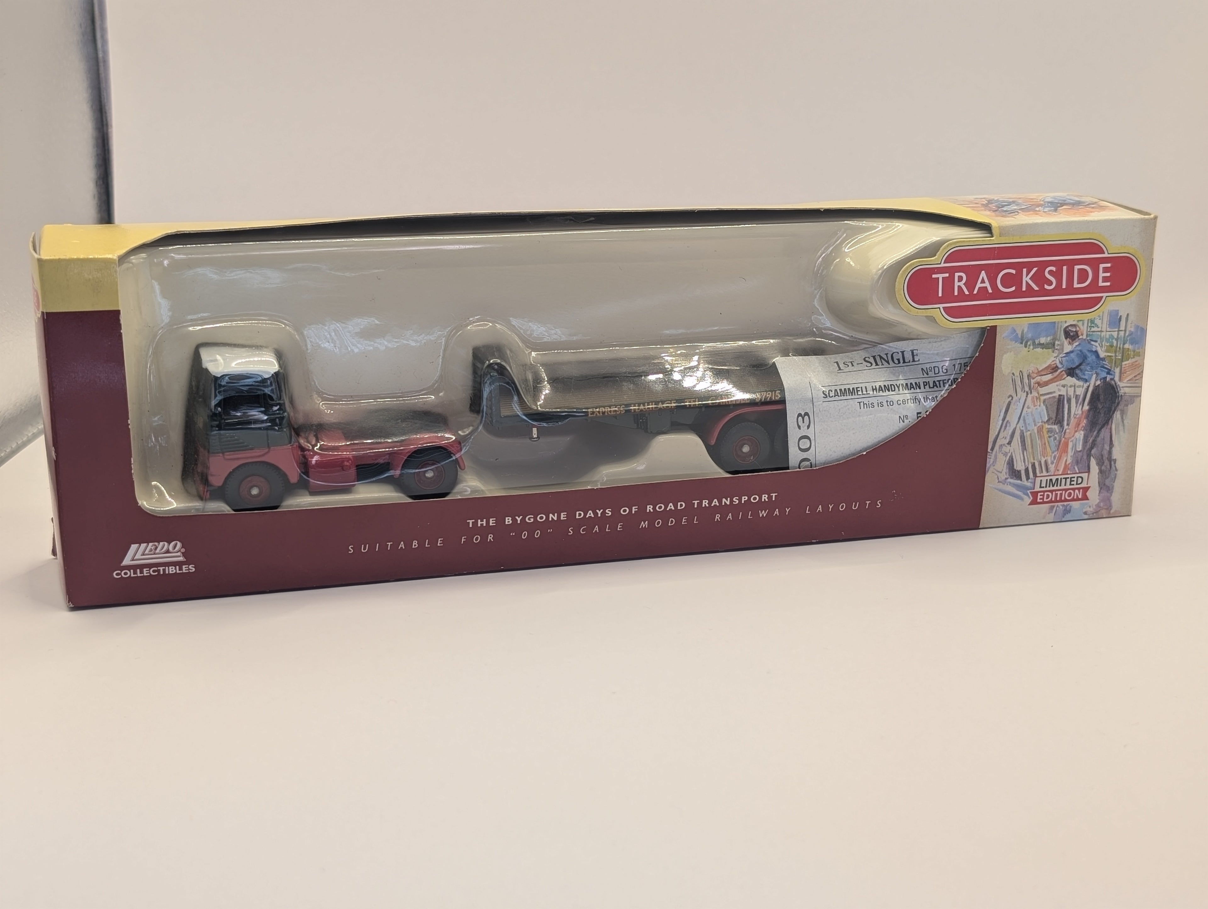 Lledo Trackside DG175002 Scammell Handyman Platform Trailer – Eddie Stobart Ltd (1:76/OO Gauge)