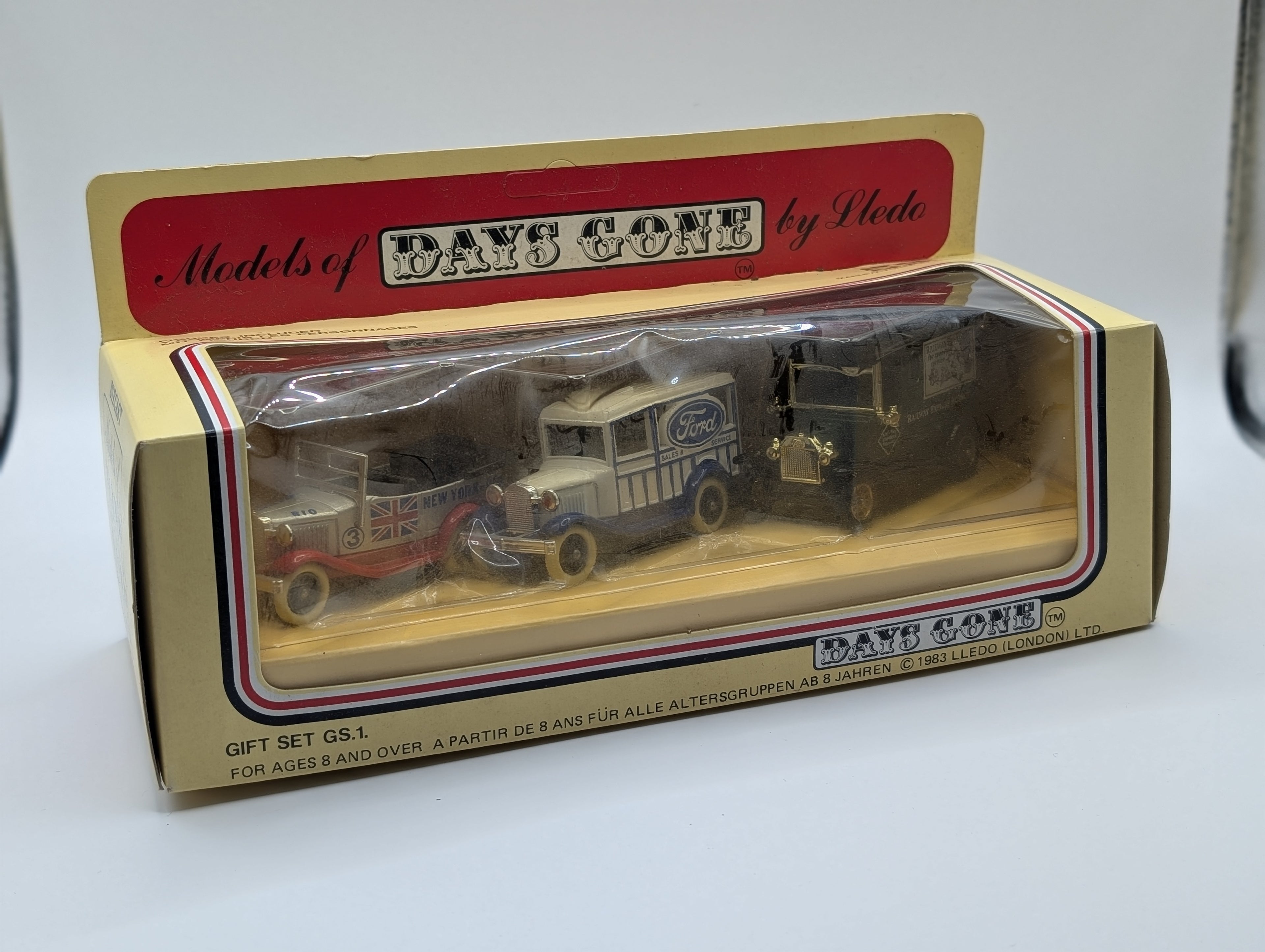 Lledo GS.1 Gift Set - New York to Rio Ford Model A, Ford Sales & Service, REA Van - 1980s Boxed