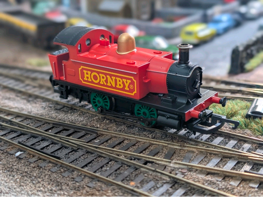 Pre-owned Hornby OO gauge R2430 Hornby Special 0-4-0T Locomotive, very good boxed