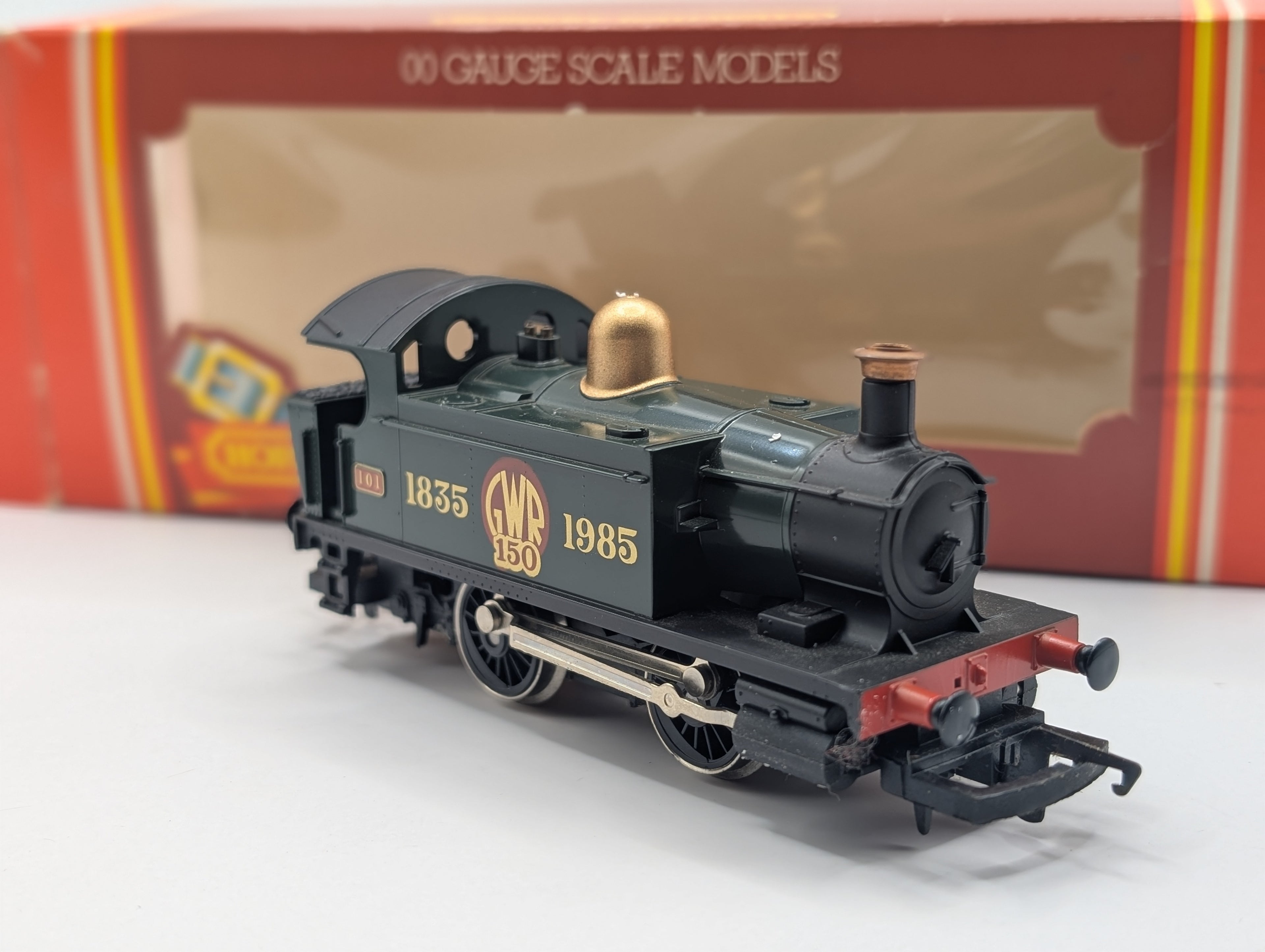 Pre-owned Hornby R.173 0-4-0 Tank Locomotive - GWR "150" Anniversary Edition (OO Scale)