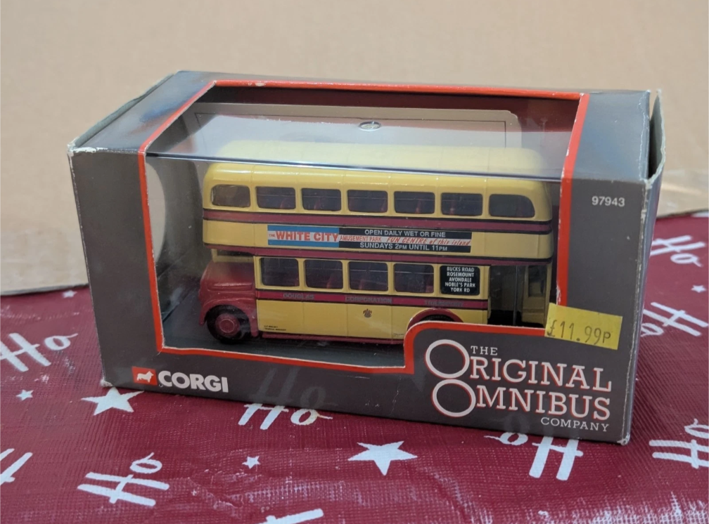 Corgi- 97943 AEC Regent Douglas Corporation Transport The Original Omnibus Boxed