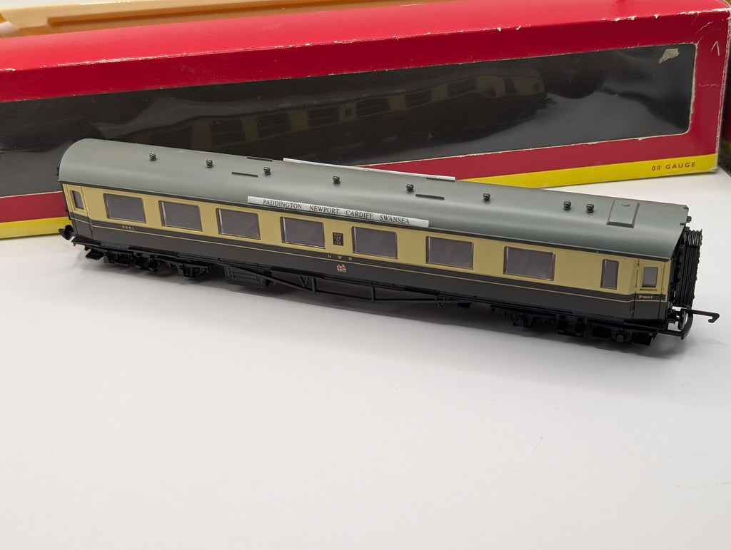 Hornby OO Gauge R4126 GWR Centenary Composite Coach '6661' - Boxed Chocolate & Cream