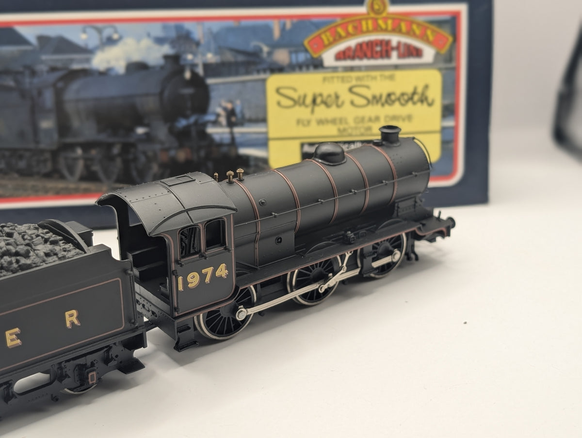 Bachmann 31-850 J39 0-6-0 1974 LNER Lined Black Loco & Tender OO Gauge Boxed
