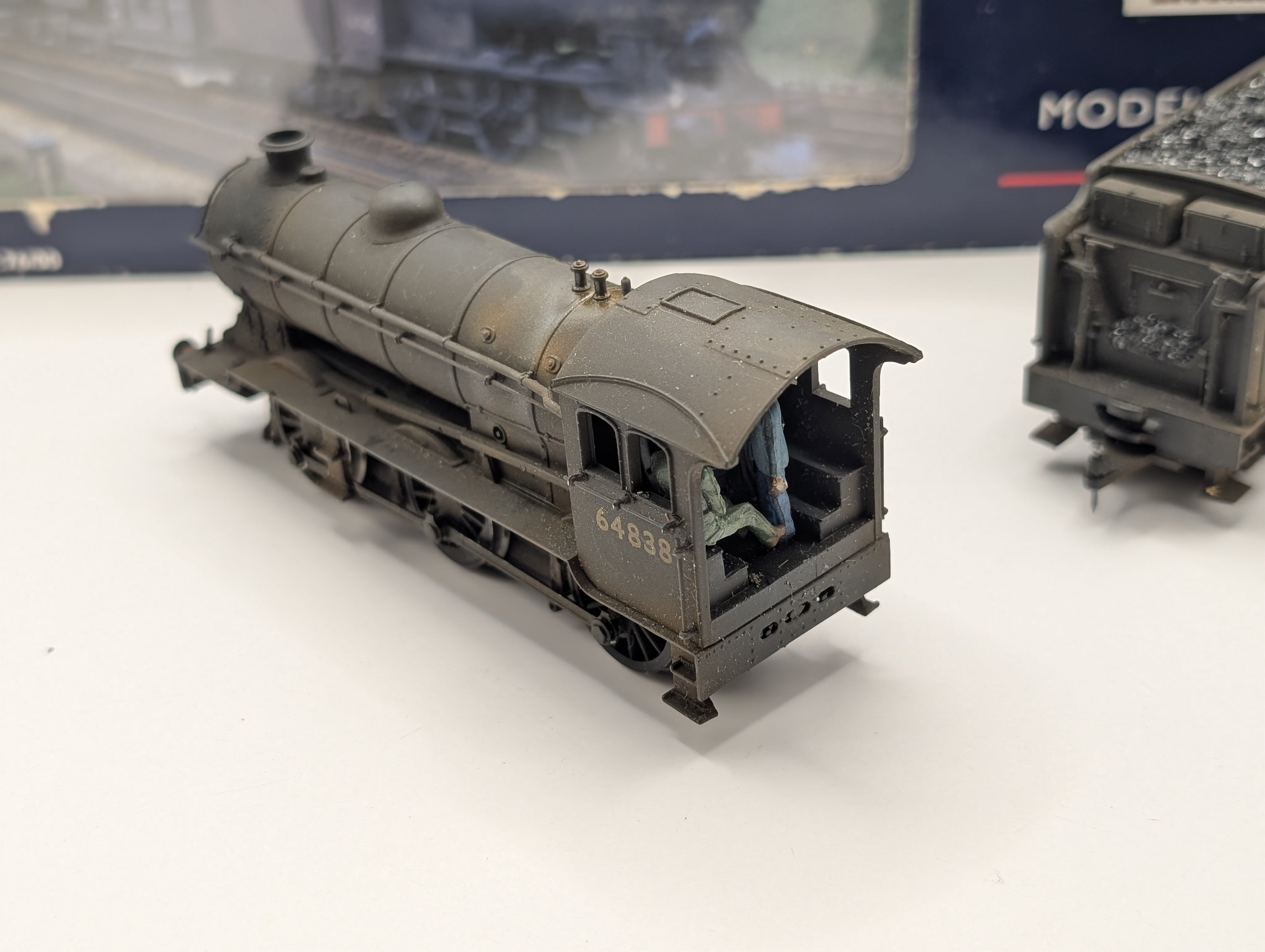 Bachmann OO Gauge 31-865 Class J39 0-6-0 No. 64838 BR Black Late Crest (Weathered) – Boxed, Tested Runner