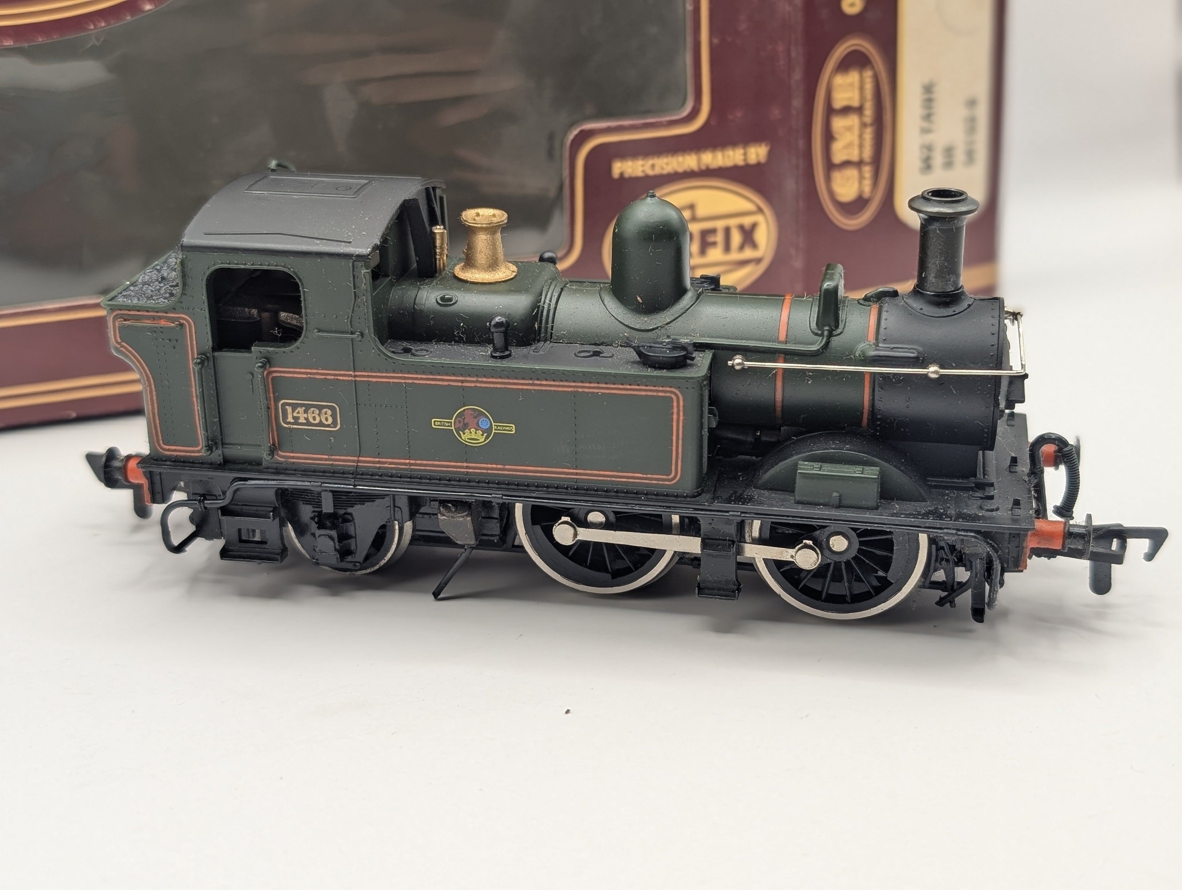Pre-owned GMR (Airfix) 0-4-2 14xx Tank Locomotive - 1466 in BR Green (OO Scale)