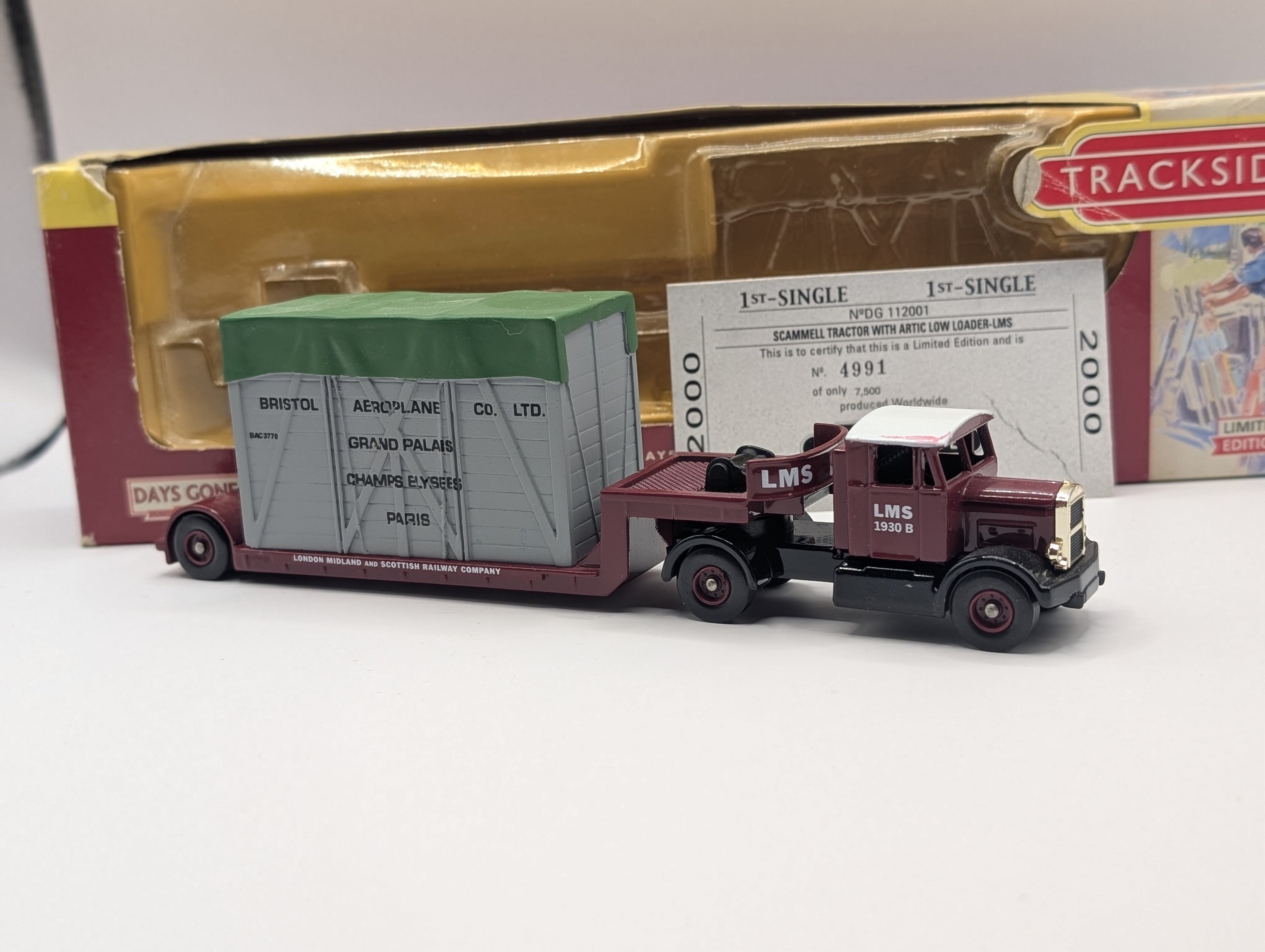 Lledo Trackside DG112001 Scammell Tractor & Artic Low Loader with Crated Load - LMS