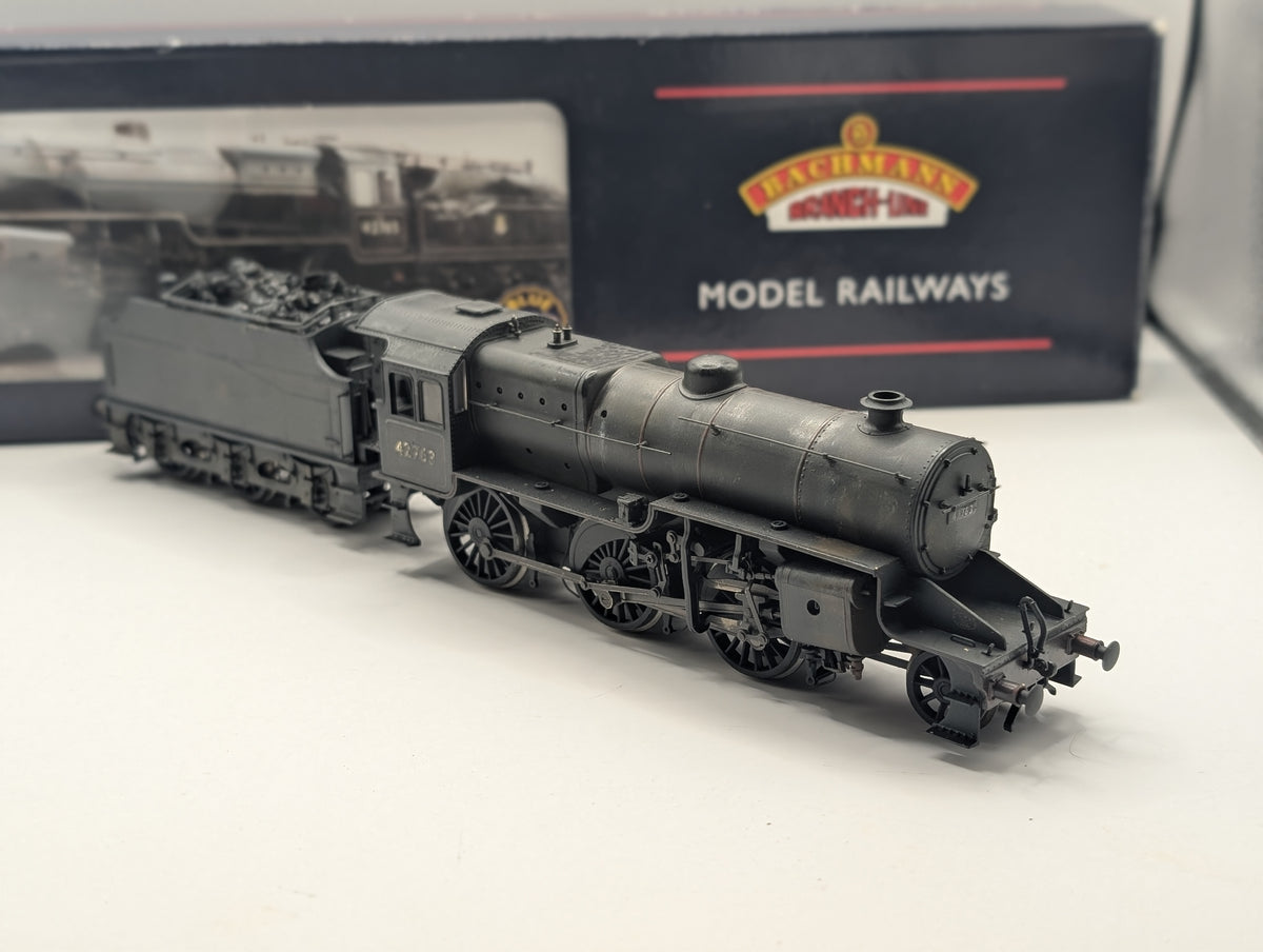 Bachmann 32-179 Crab 42763 BR Lined Black Early Emblem Weathered OO Gauge Boxed