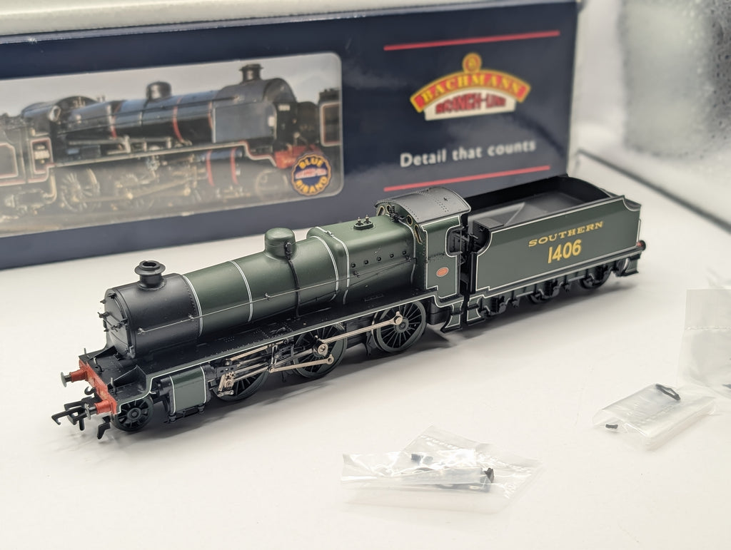 Bachmann 32-160 N Class 1406 SR Slope Sided Tender Southern Green OO Gauge Boxed