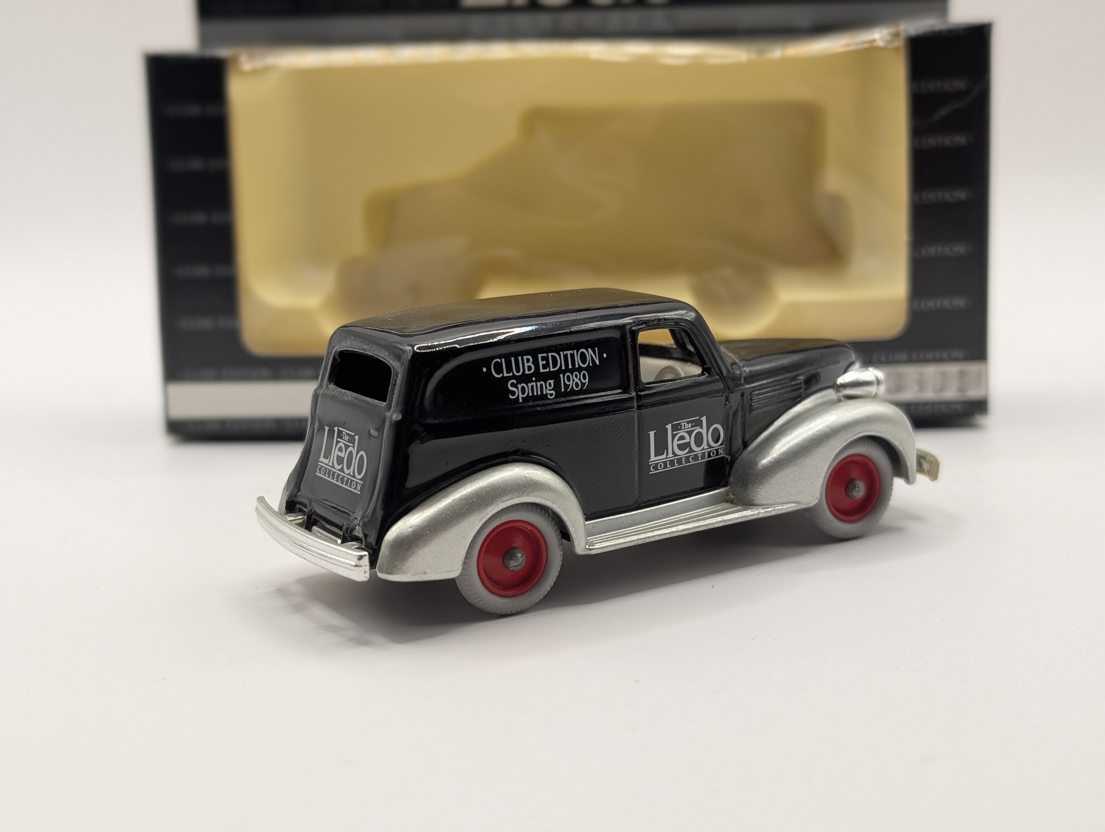Vintage Lledo Spring 1989 Club Model - 1939 Chevy Sedan Delivery Van - Limited Edition
