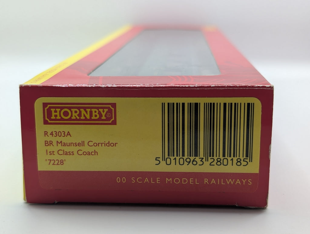 Hornby R4303A OO Gauge BR Maunsell Corridor 1st Class Coach S7228S Boxed