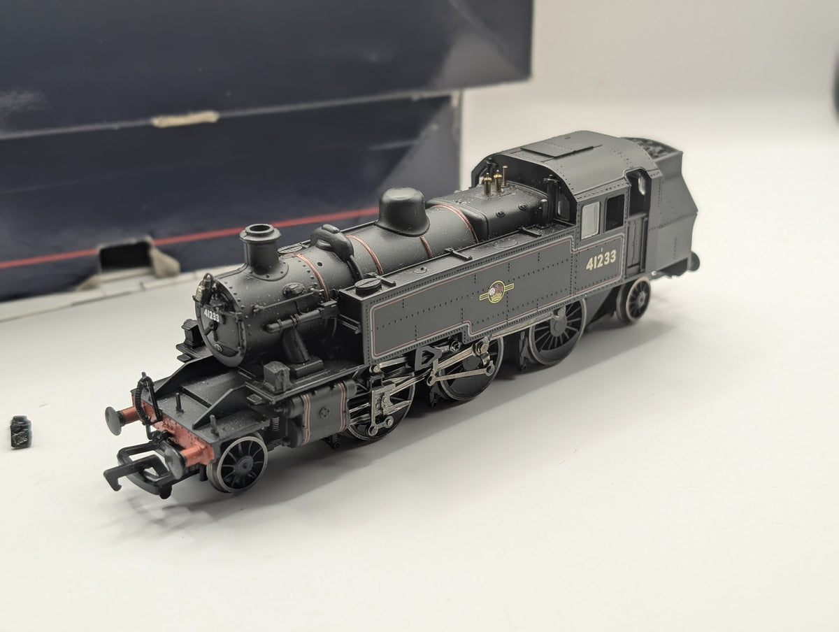 Bachmann 31-452B OO Gauge Ivatt Class 2MT 2-6-2 Tank 41233 BR Black Late Crest - Pre-owned Boxed