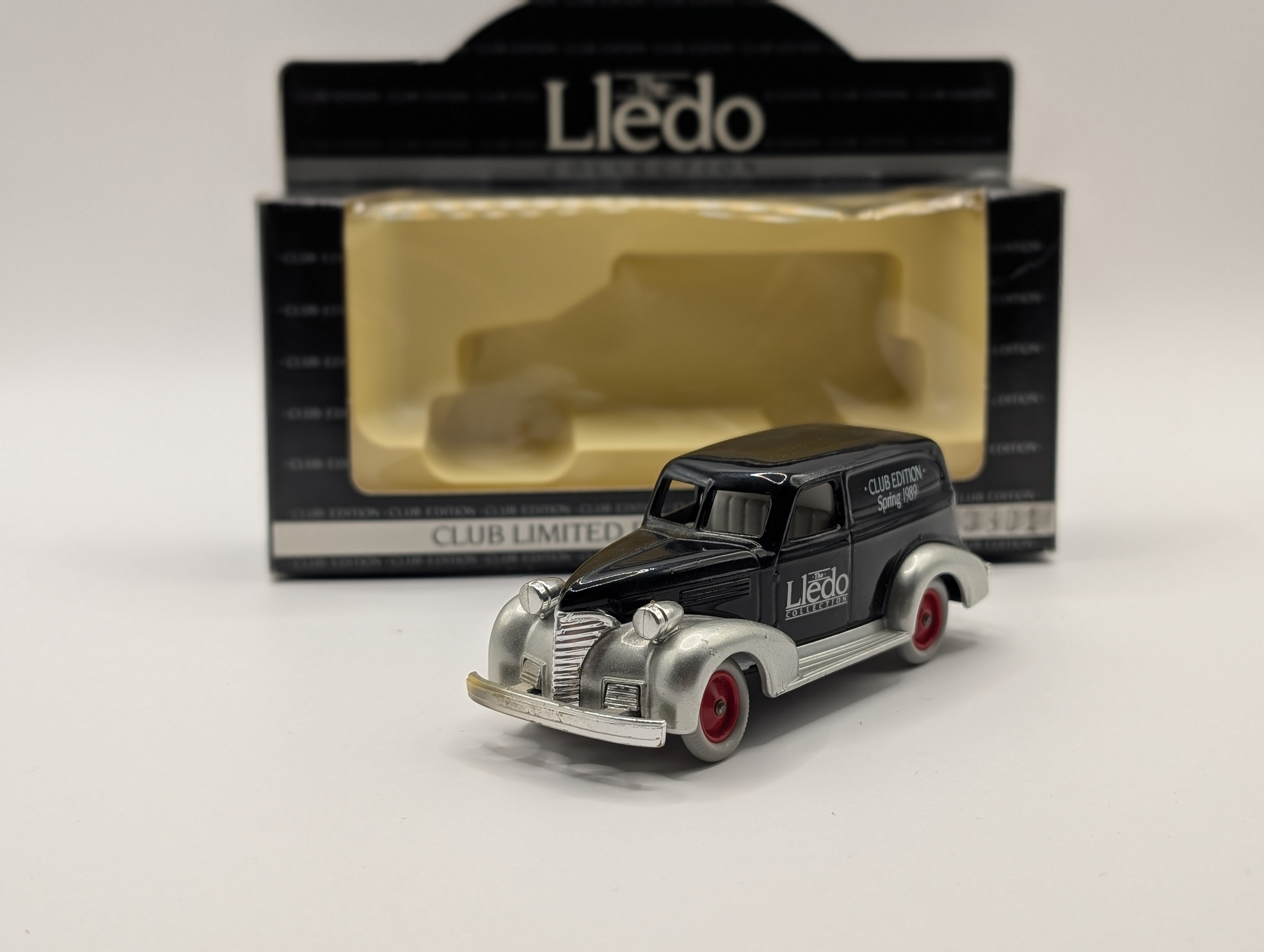 Vintage Lledo Spring 1989 Club Model - 1939 Chevy Sedan Delivery Van - Limited Edition