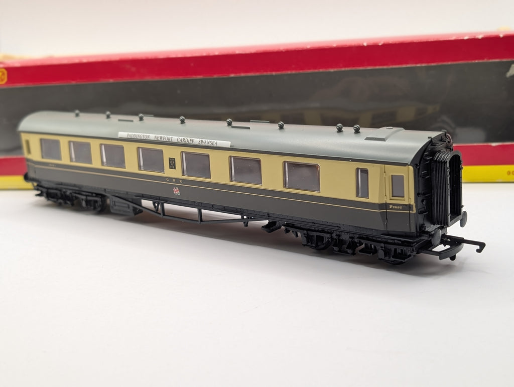 Hornby OO Gauge R4126 GWR Centenary Composite Coach '6661' - Boxed Chocolate & Cream