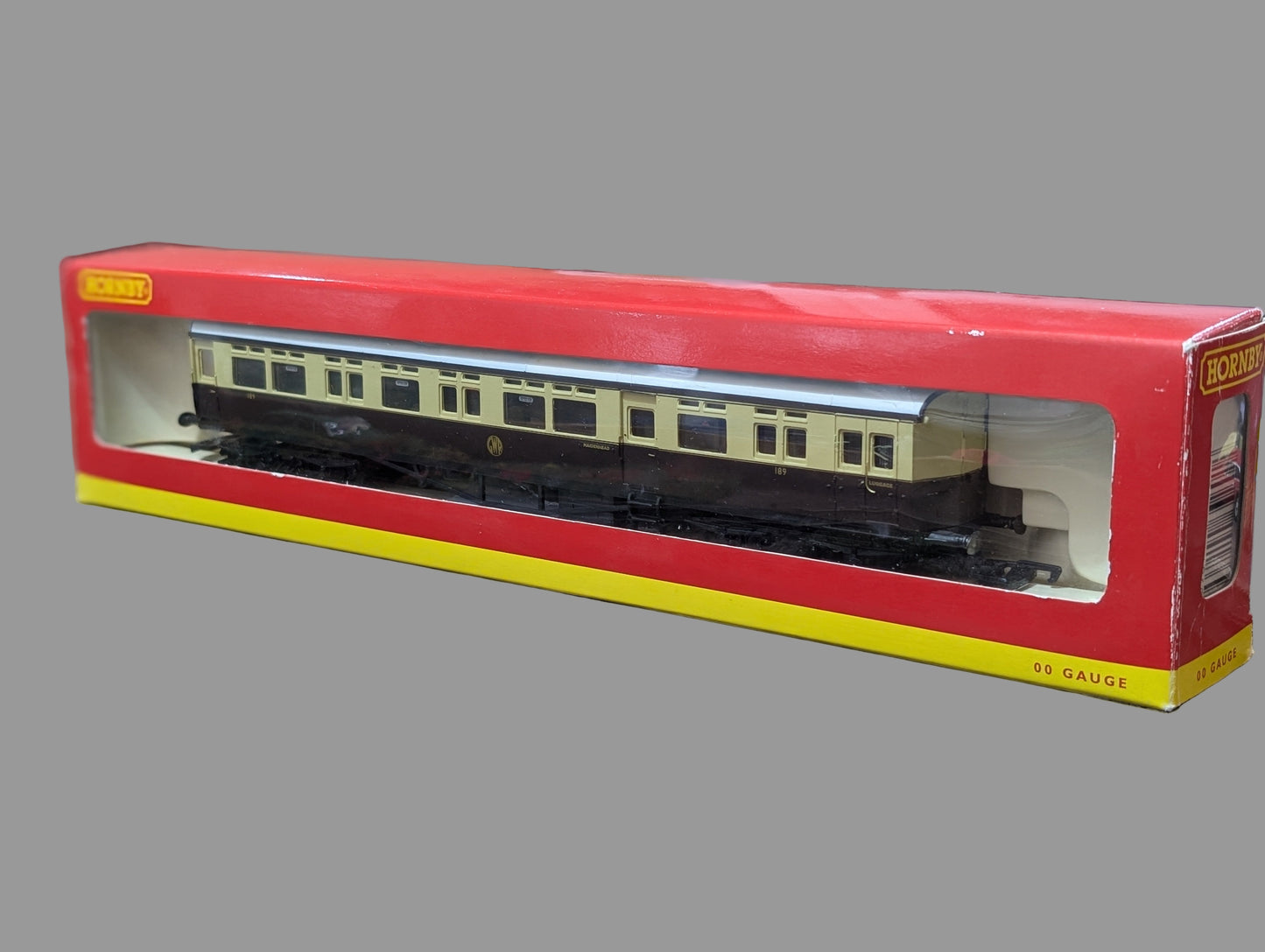 Pre-owned OO gauge Hornby R4186 GWR Autocoach No.189, boxed