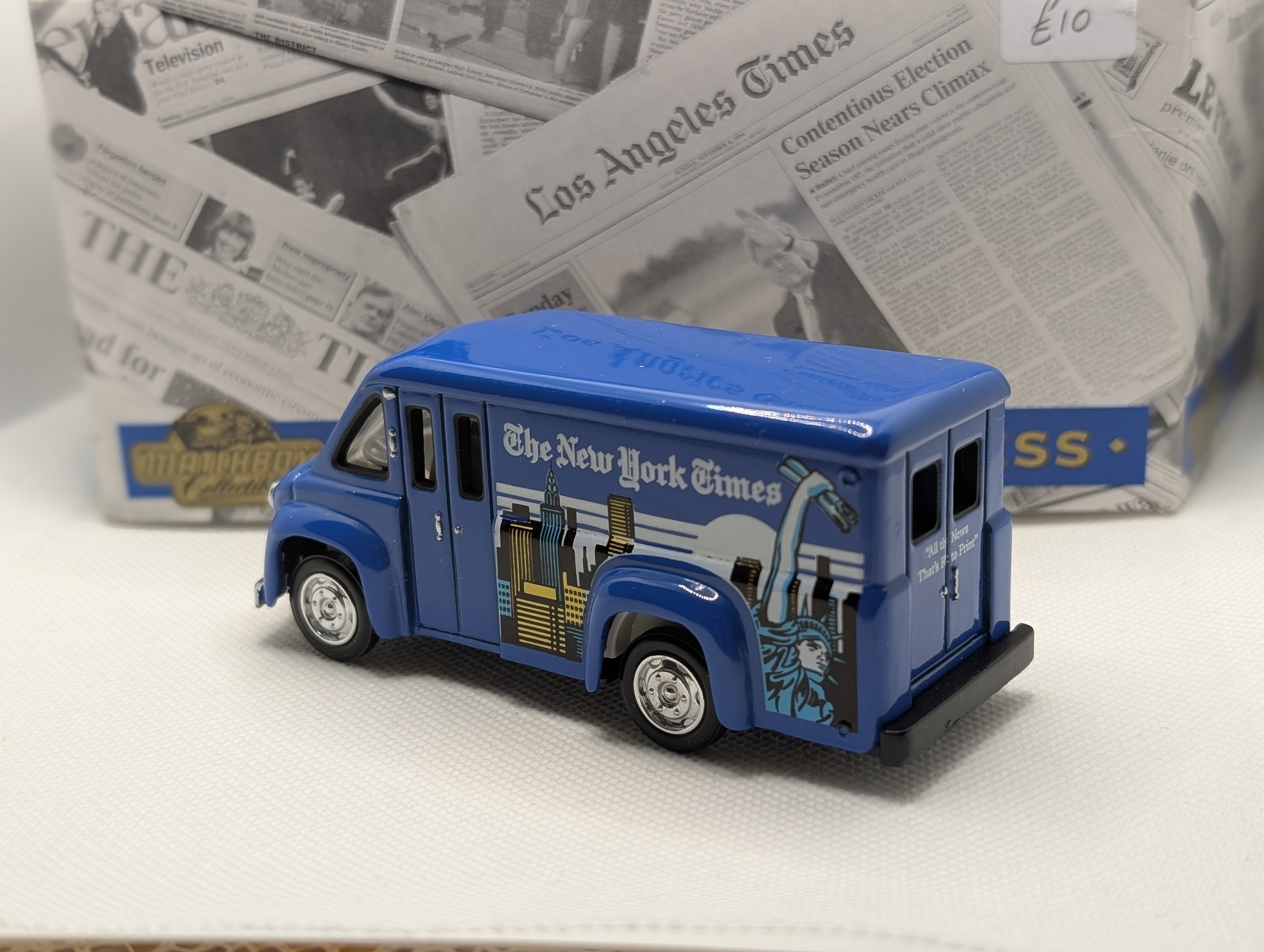 Matchbox Collectibles YPP04 Dodge Route Van NY Times - Power of the Press (1995) Boxed, excellent