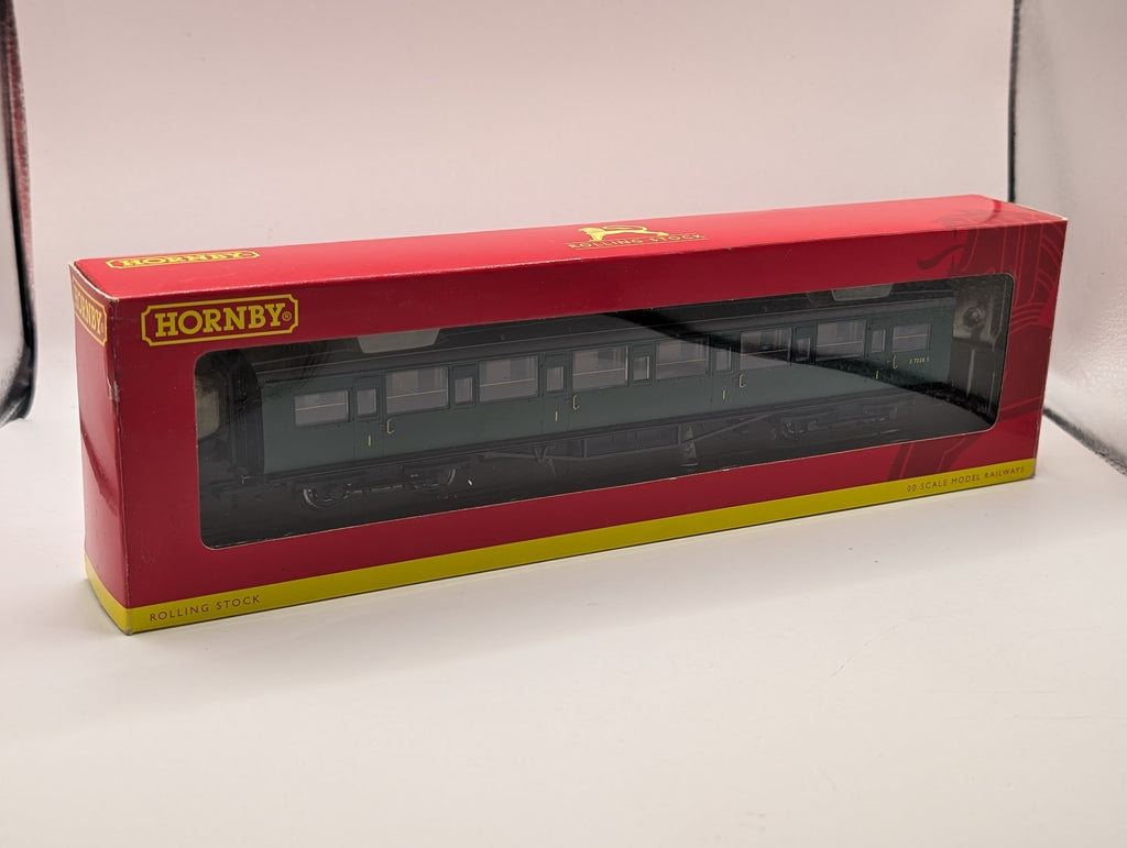 Hornby R4303A OO Gauge BR Maunsell Corridor 1st Class Coach S7228S Boxed