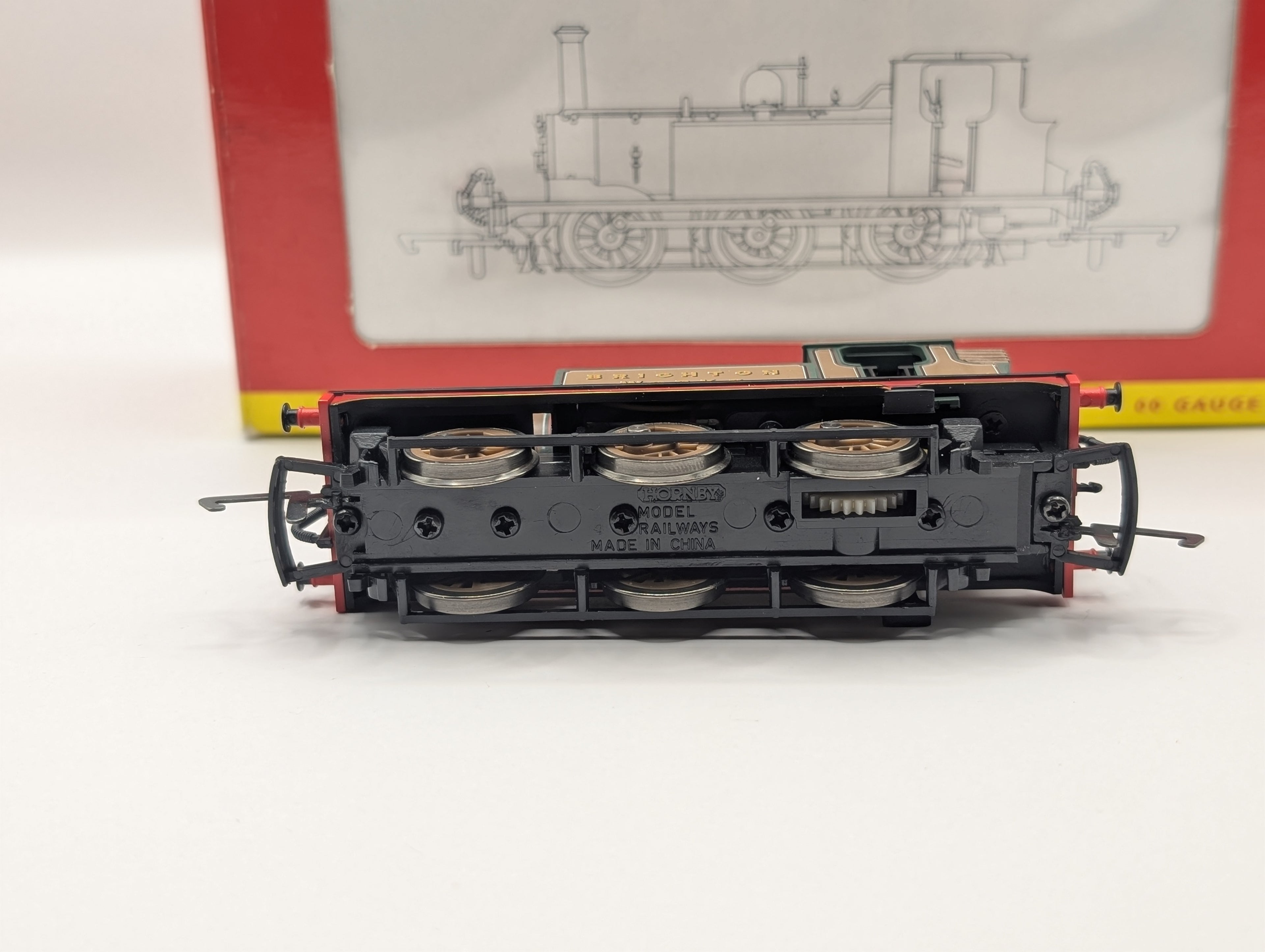 Hornby R2406 OO Gauge LBSC Terrier 0-6-0T 'Brighton Works' 32635 - Boxed