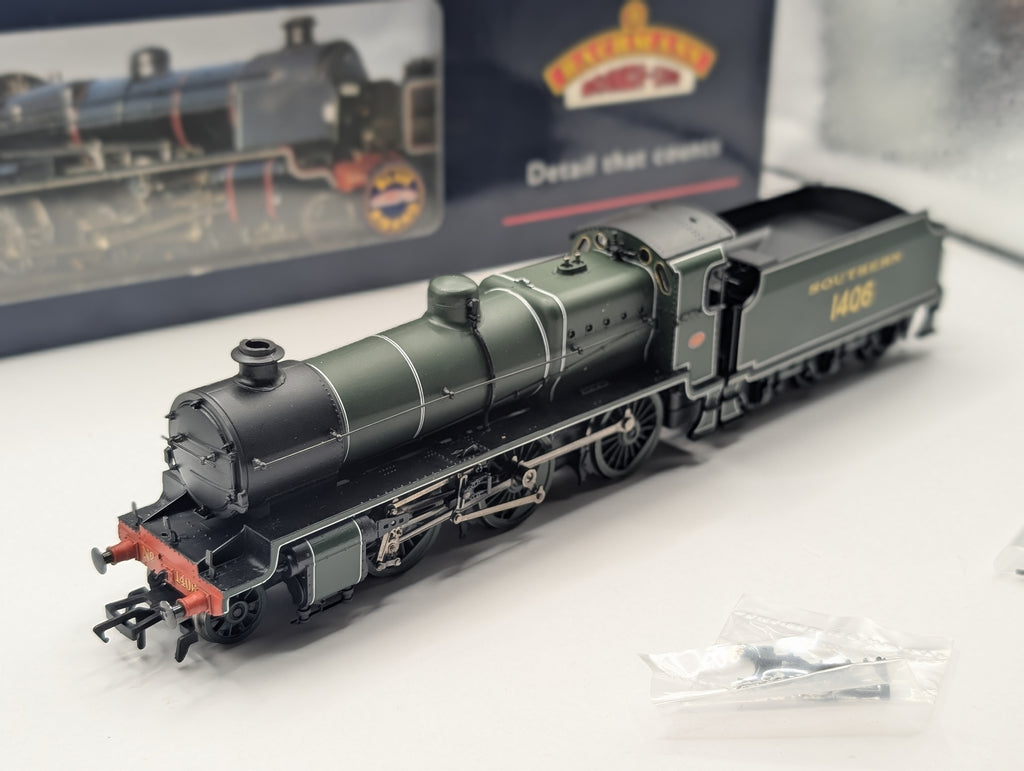 Bachmann 32-160 N Class 1406 SR Slope Sided Tender Southern Green OO Gauge Boxed