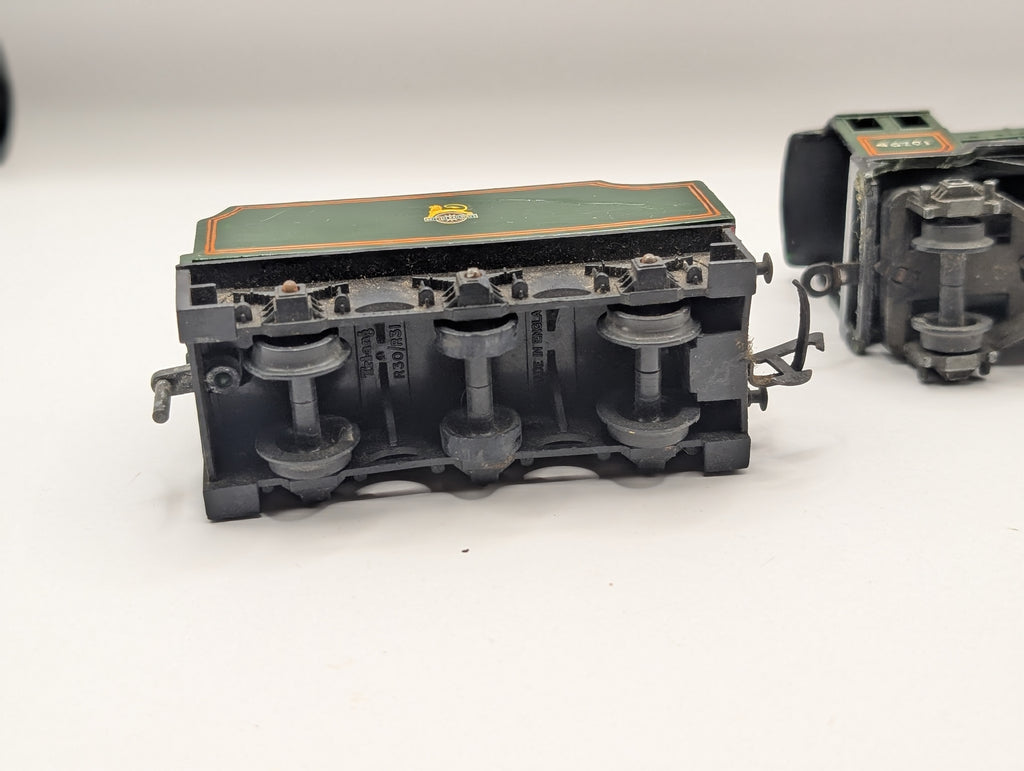 Tri-ang OO Gauge R53 / R31 BR Green 4-6-2 "Princess Elizabeth" Loco & Tender No. 46201 – Pre-owned, Runs (Needs Service, Unboxed)