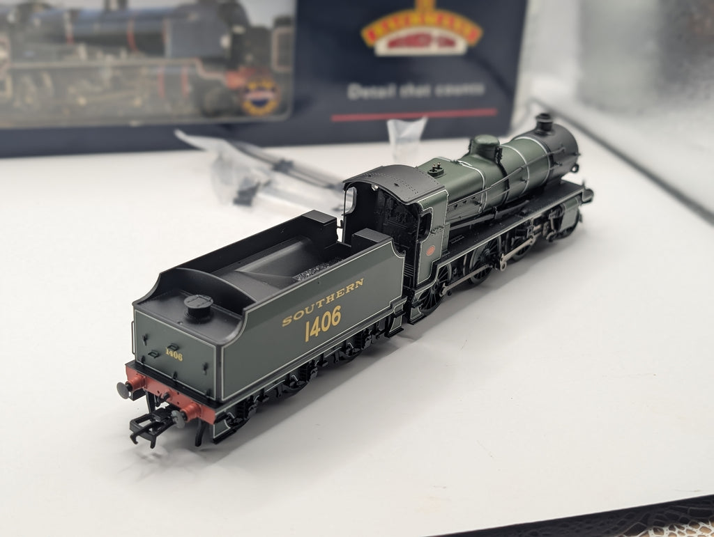 Bachmann 32-160 N Class 1406 SR Slope Sided Tender Southern Green OO Gauge Boxed