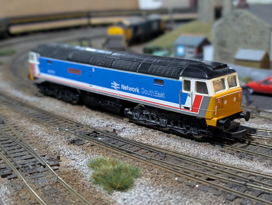 Pre-owned OO gauge Hornby R876 Class 47 47573 'The London Standard' in NSE blue, Network Southeast