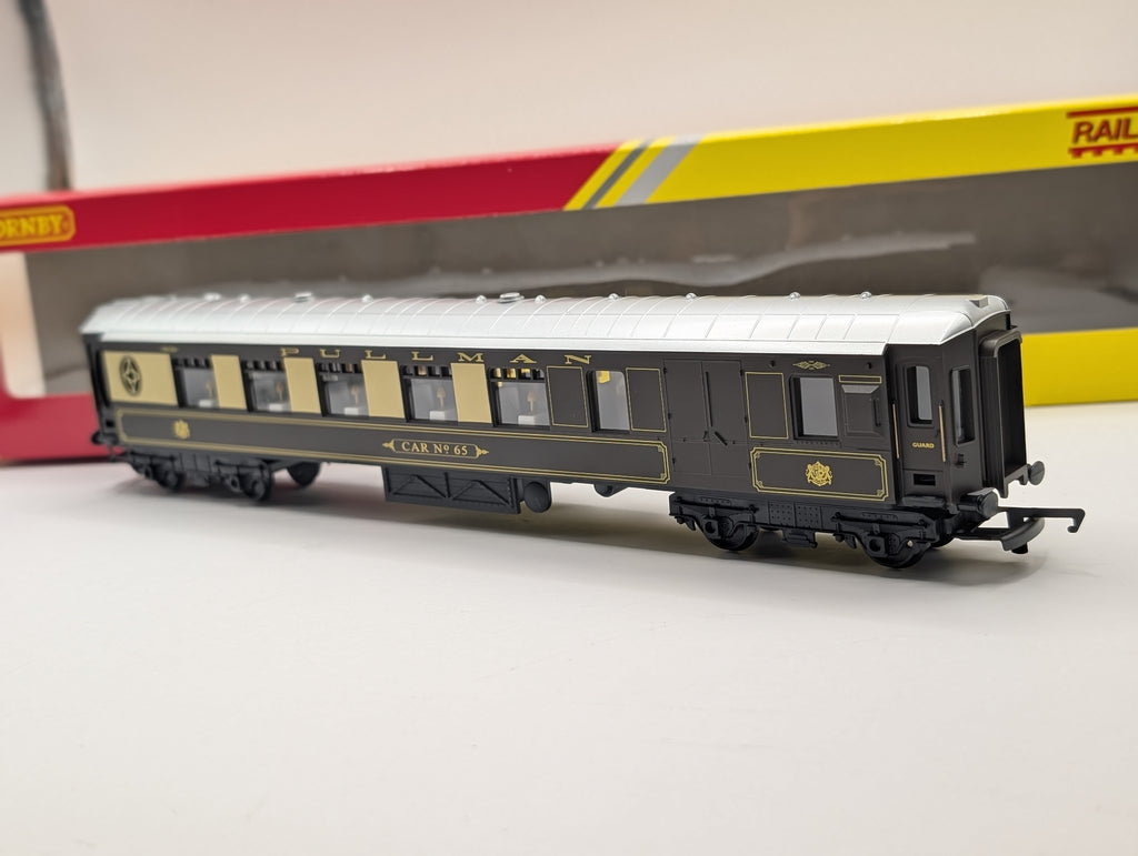 Hornby Railroad R4313 OO Gauge Pullman Brake Car "Car No. 65" – Pre-Owned, Excellent Boxed Condition