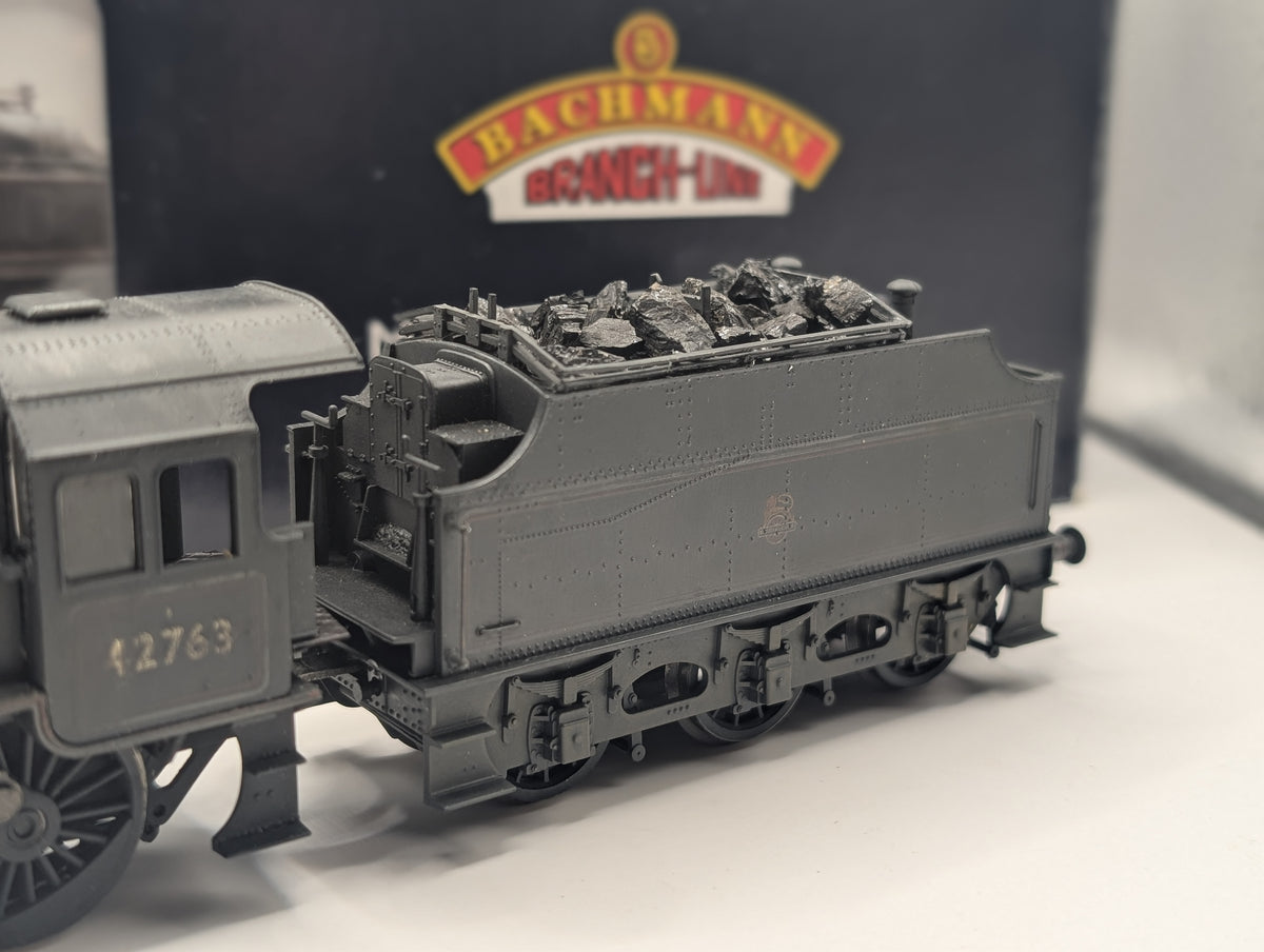 Bachmann 32-179 Crab 42763 BR Lined Black Early Emblem Weathered OO Gauge Boxed