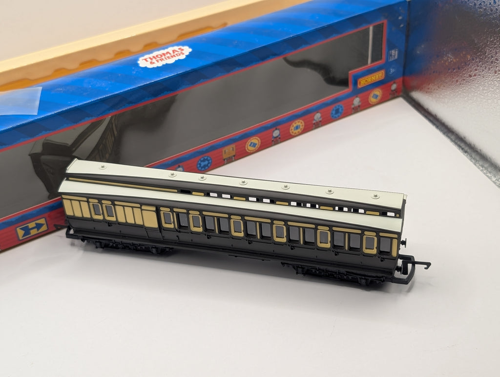 Pre-owned Hornby R9201 Thomas & Friends "Old Slow Coach" (OO Scale) – Highly Collectible