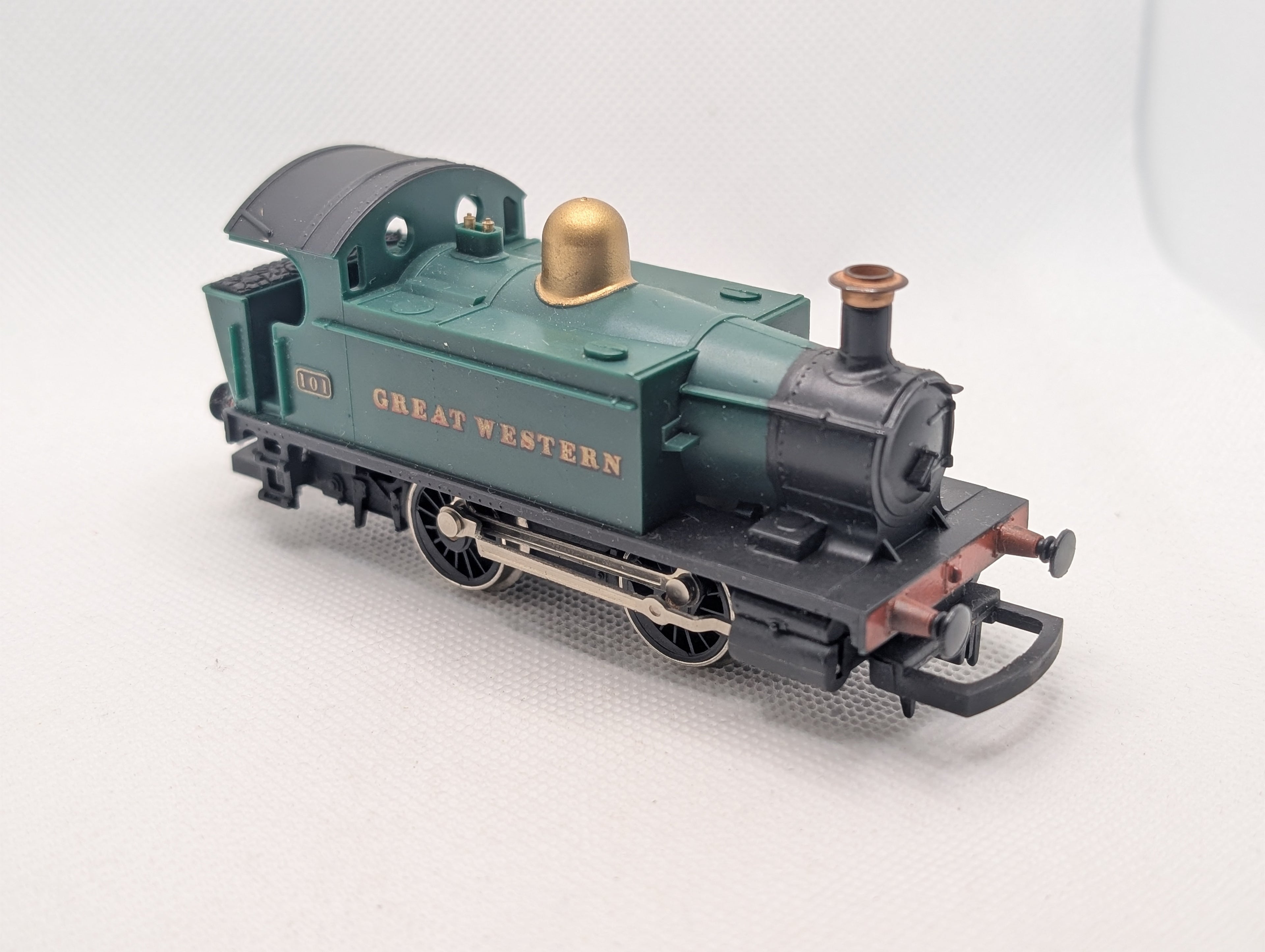 Hornby R077 OO Gauge GWR Class 101 0-4-0T Steam Tank Locomotive "Great Western" Green - Tested Runner (Unboxed)