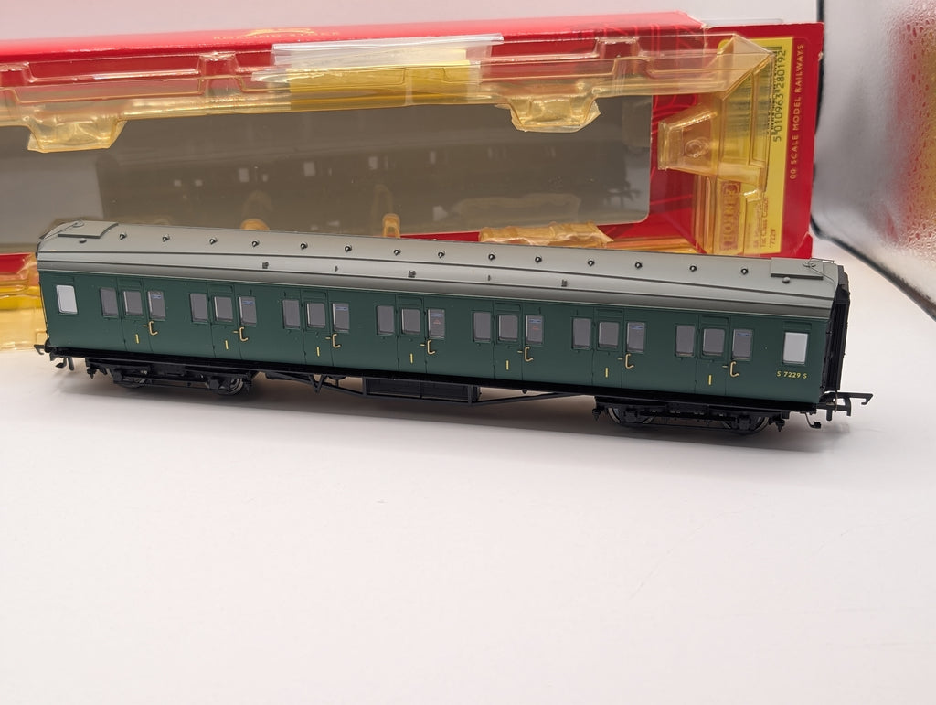Hornby R4303B OO Gauge BR Maunsell Corridor 1st Class Coach S7229S Boxed