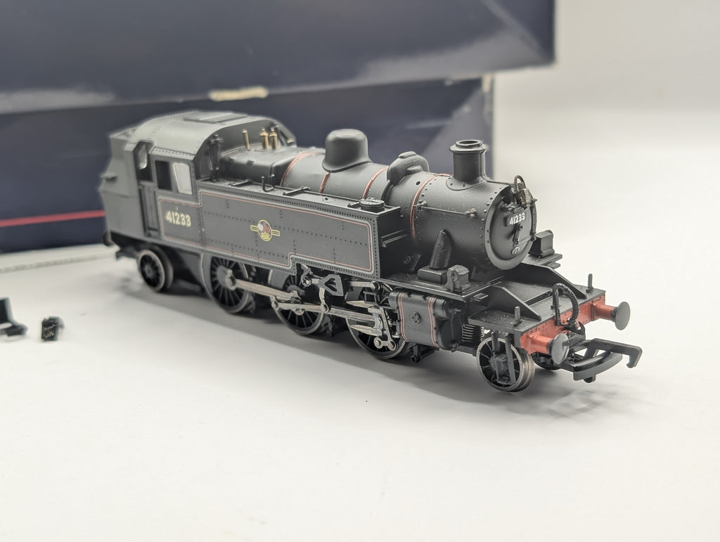 Bachmann 31-452B OO Gauge Ivatt Class 2MT 2-6-2 Tank 41233 BR Black Late Crest - Pre-owned Boxed