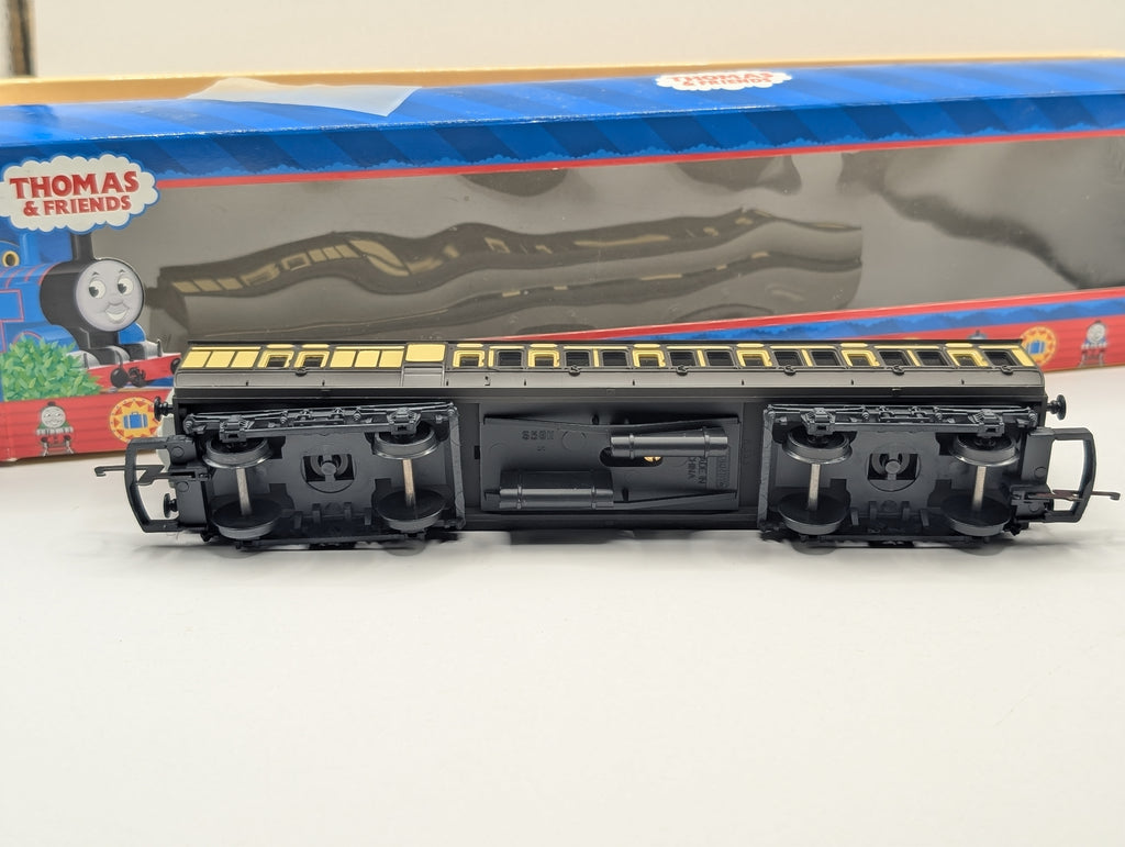 Pre-owned Hornby R9201 Thomas & Friends "Old Slow Coach" (OO Scale) – Highly Collectible