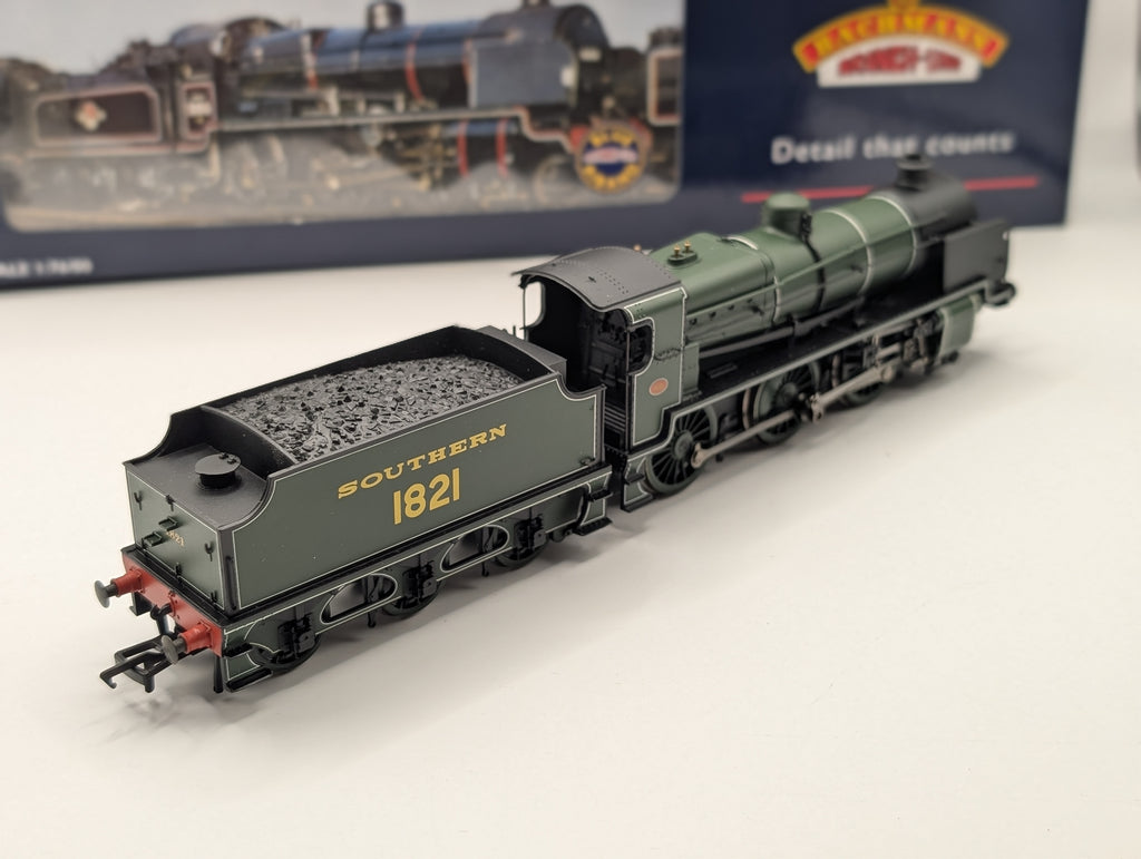 Bachmann 32-153A N Class 2-6-0 No. 1821 Southern Green (Boxed, Good/Runs OK, Accs)